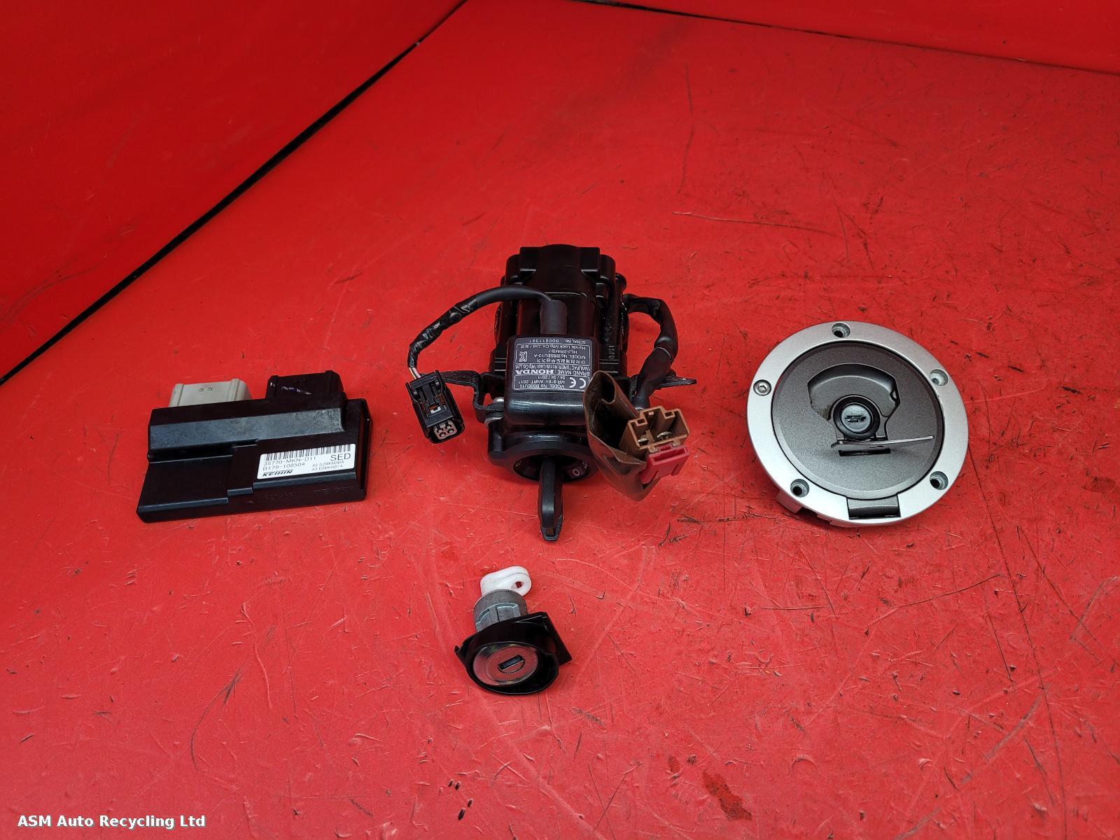 View Auto part Comp.Lock Set + Keys Honda Cbr 650 Ra-k 2021