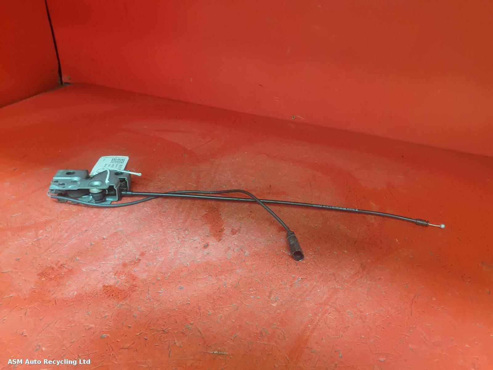 View Auto part Bonnet Latch Skoda Fabia 2019
