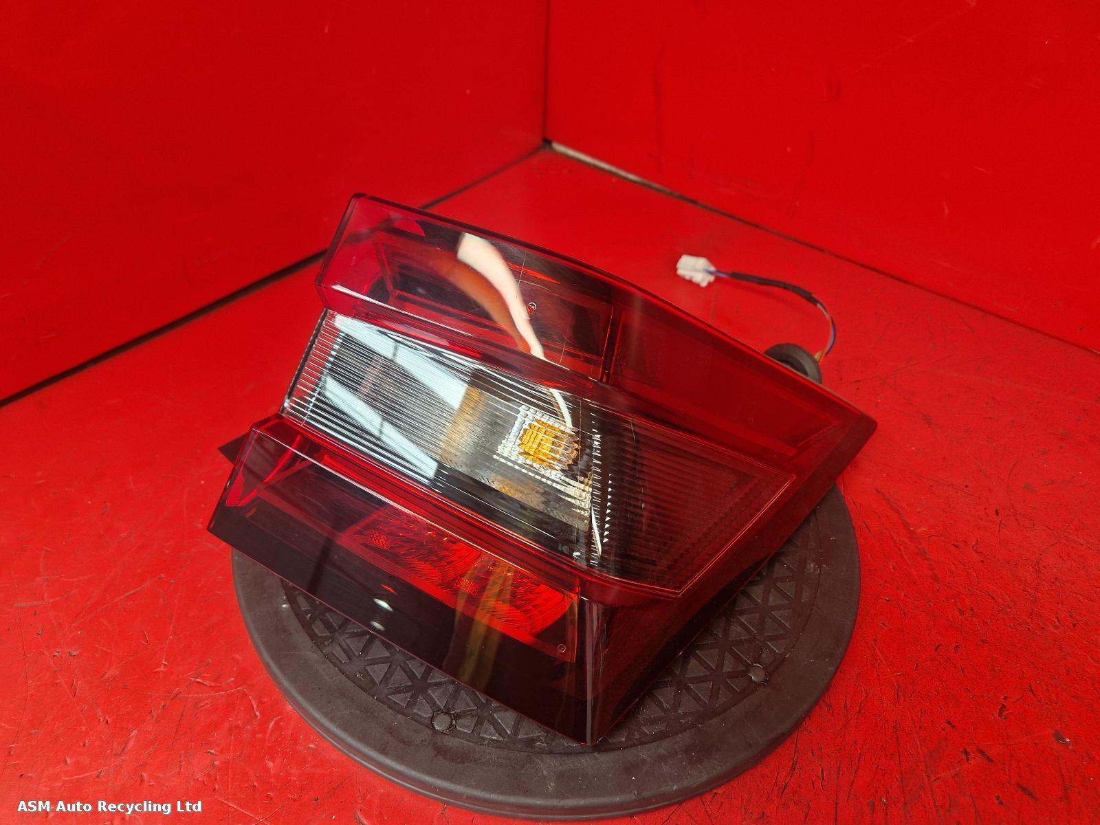 View Auto part R Taillight Nissan Juke 2022