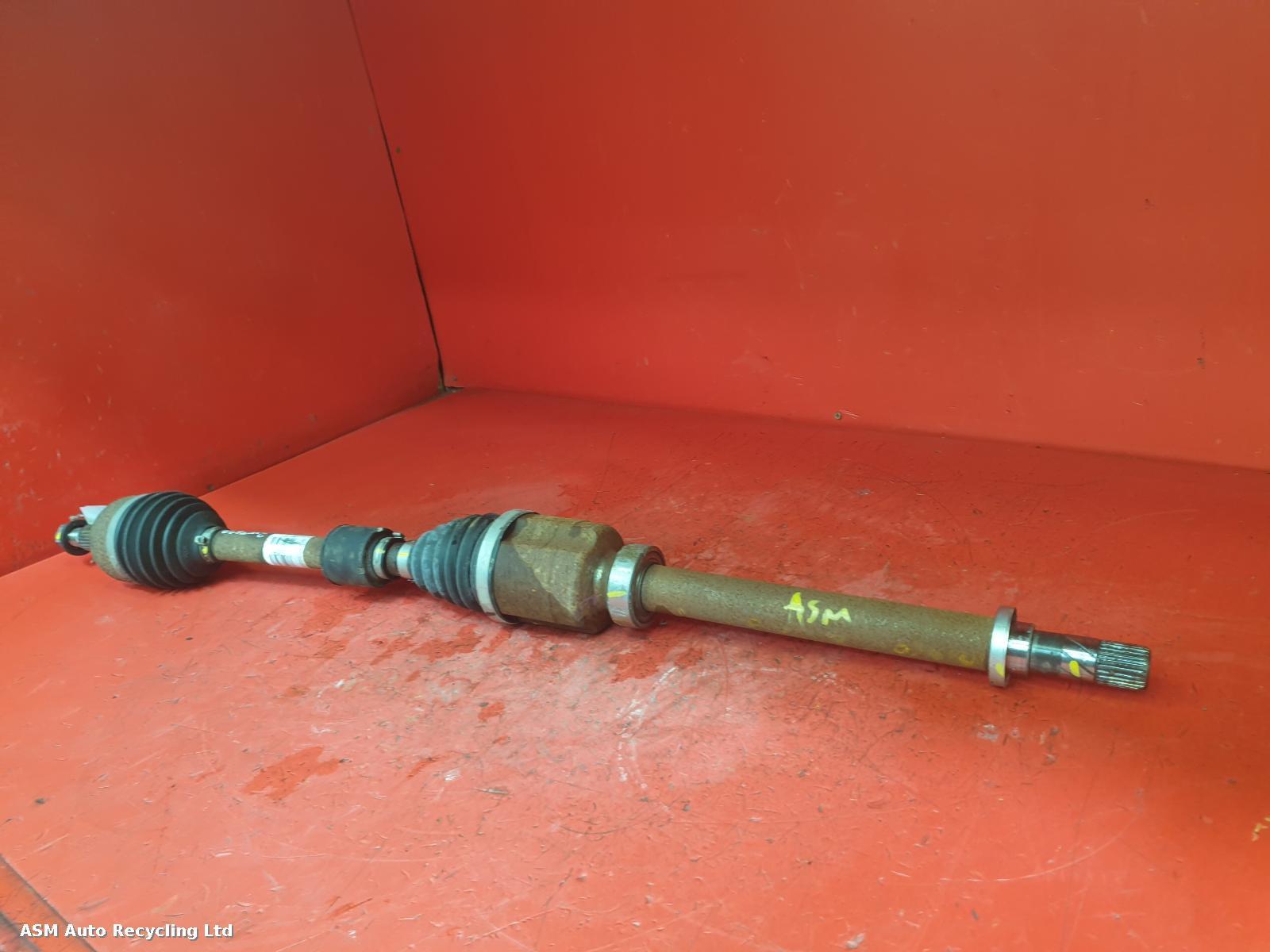 View Auto part Right Driveshaft Dacia Duster 2023