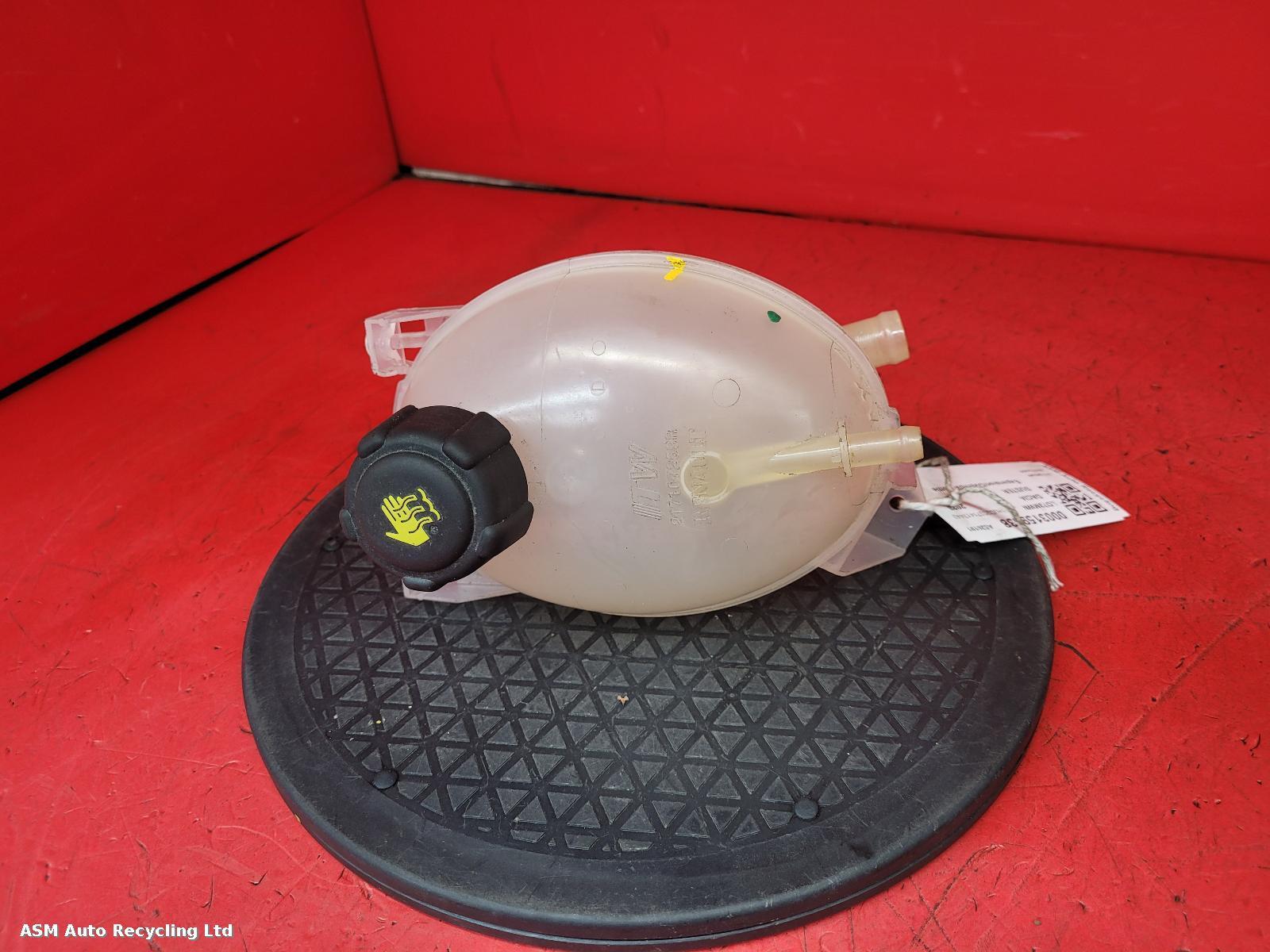 View Auto part Overflow Bottle Dacia Duster 2023