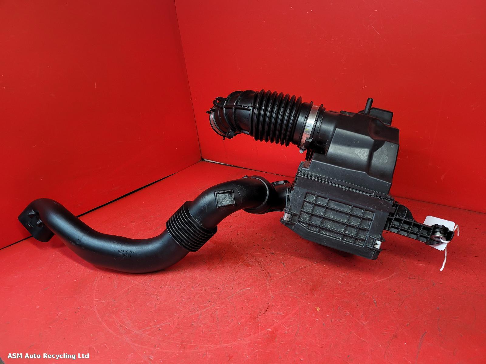 View Auto part Air Cleaner/Box Dacia Duster 2023