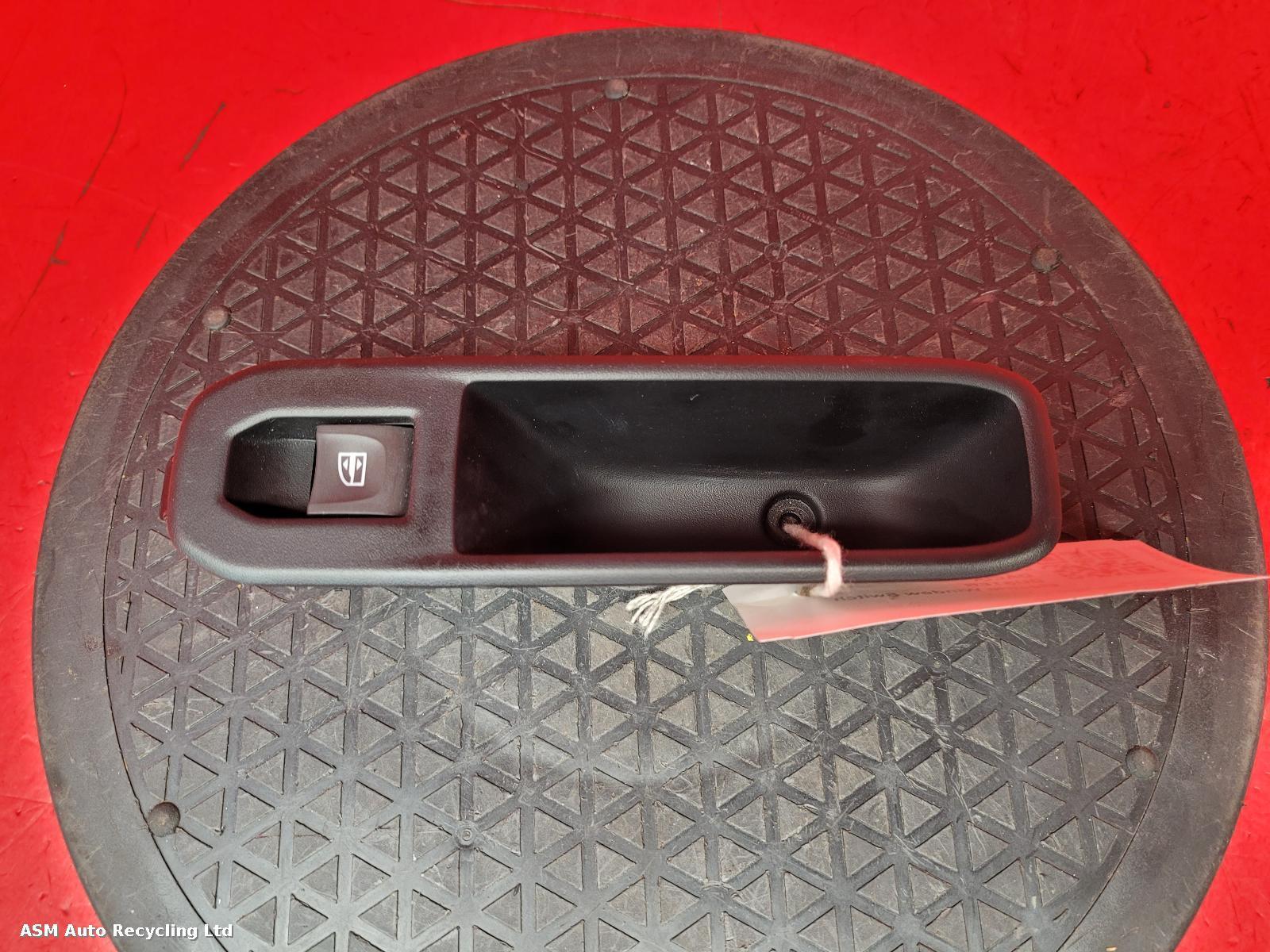 View Auto part Elect. Window Switch Dacia Duster 2023