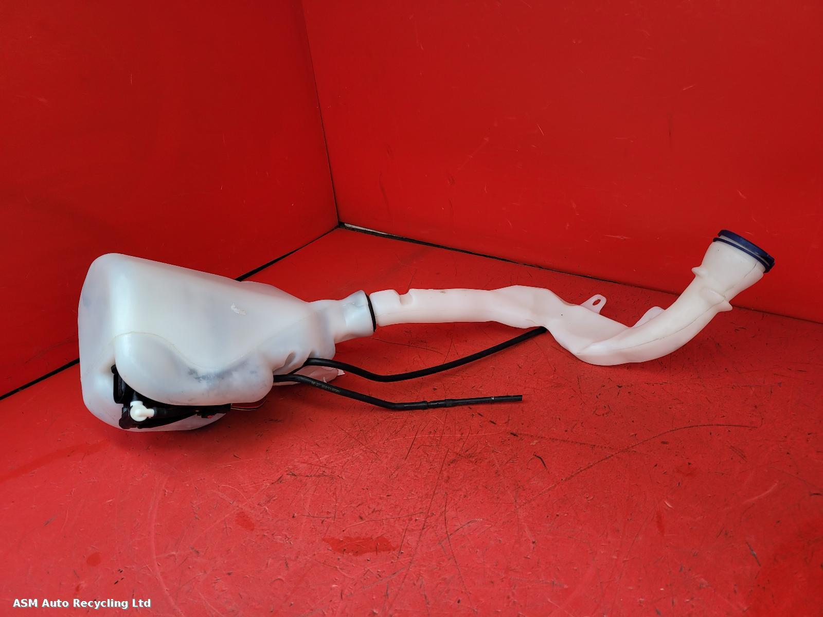 View Auto part Washer Bottle Peugeot 207 2012