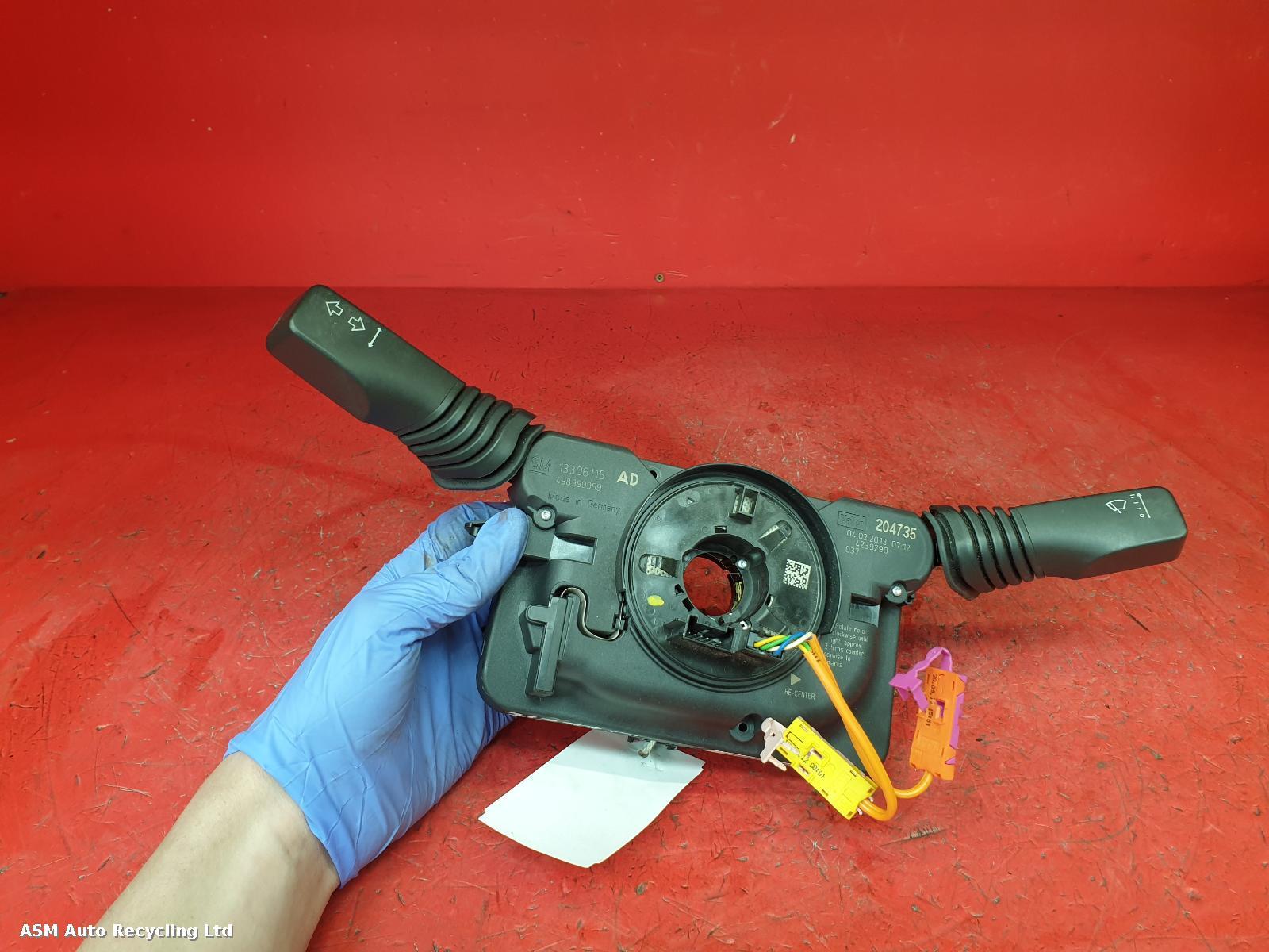 View Auto part Combination Switch Vauxhall Zafira 2013