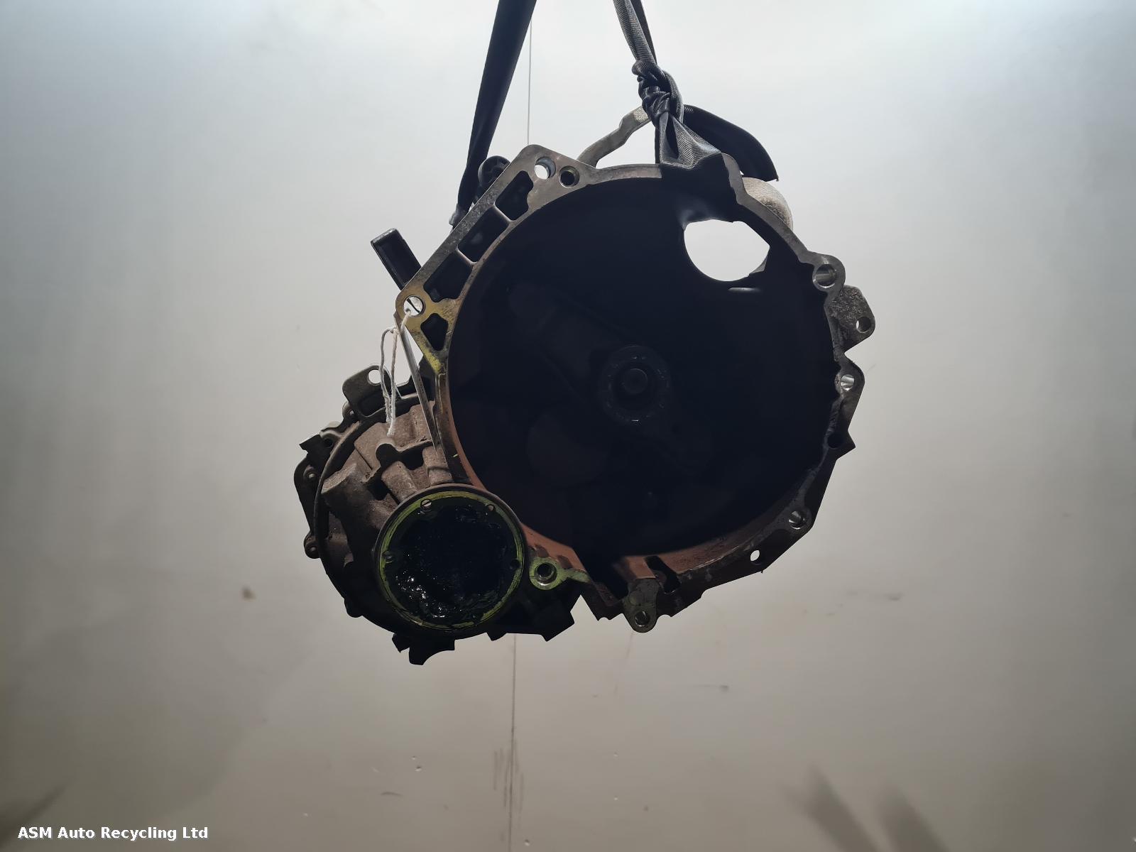 View Auto part Gearbox Volkswagen Polo 2015