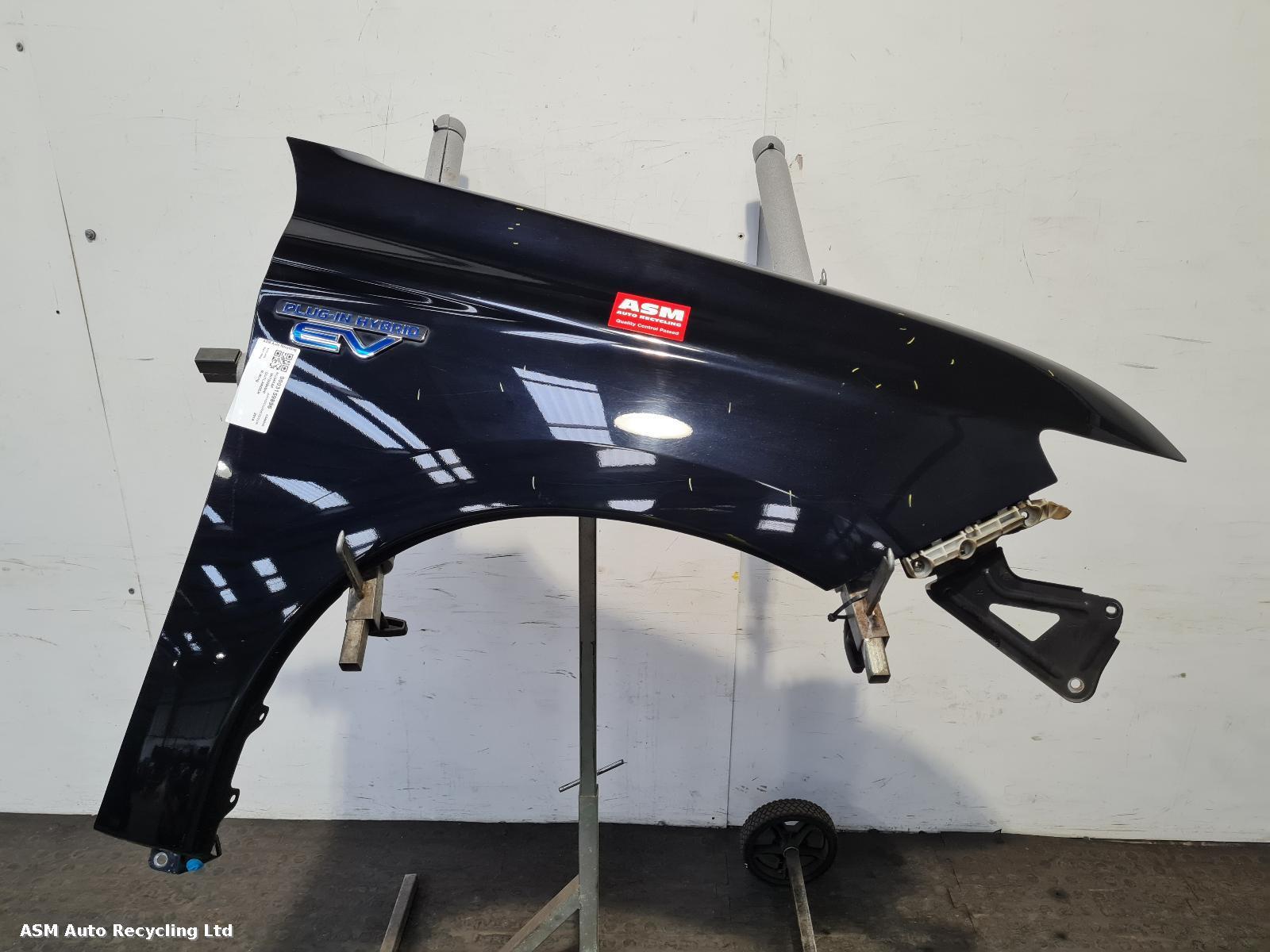 View Auto part R Wing Mitsubishi Outlander 2014