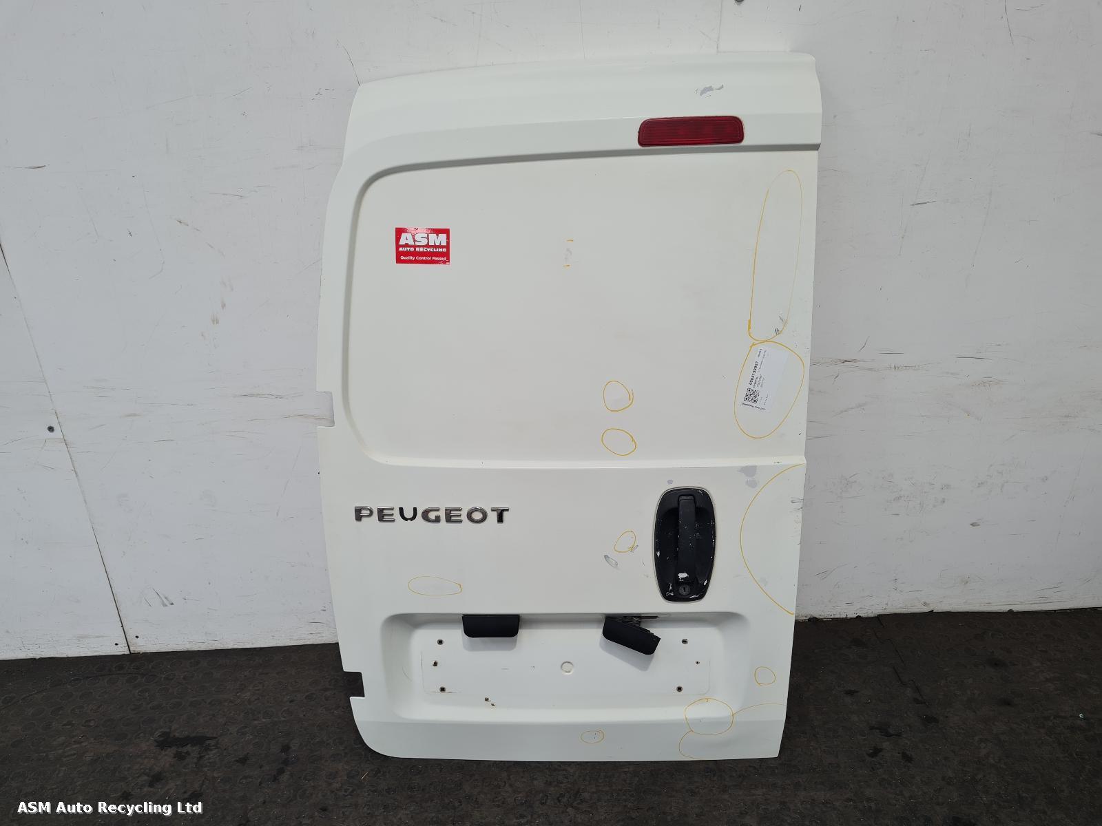 View Auto part L Rear Door Peugeot Bipper 2011
