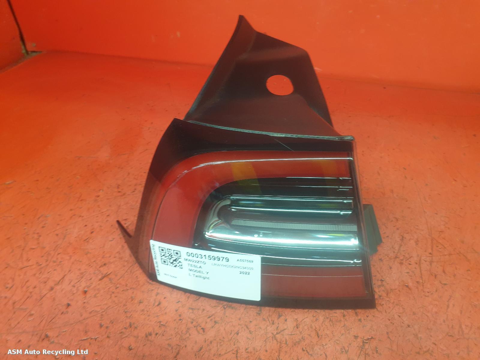 View Auto part L Taillight Tesla Model Y 2022