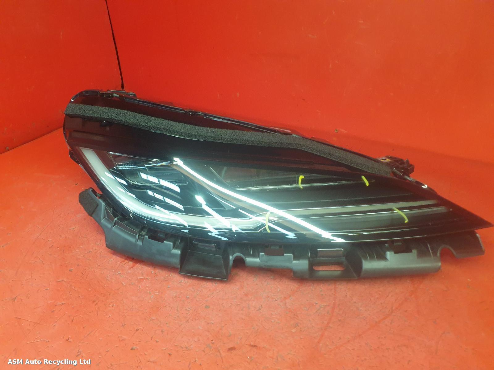 View Auto part R Headlamp Tesla Model 3 2024