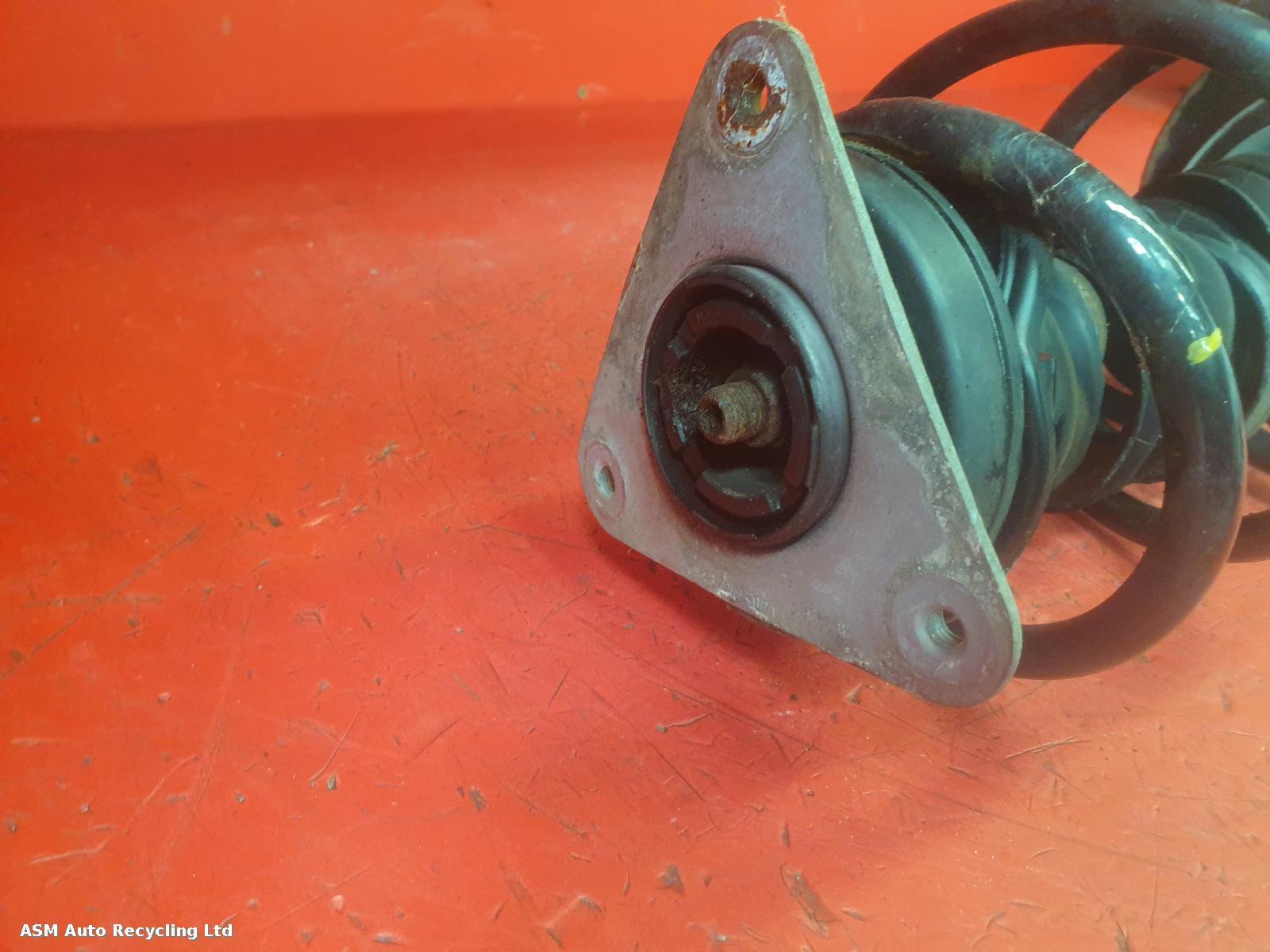 View Auto part RF Strut Renault Captur 2014