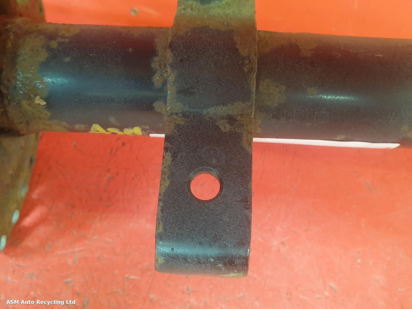View Auto part RF Strut Renault Captur 2014