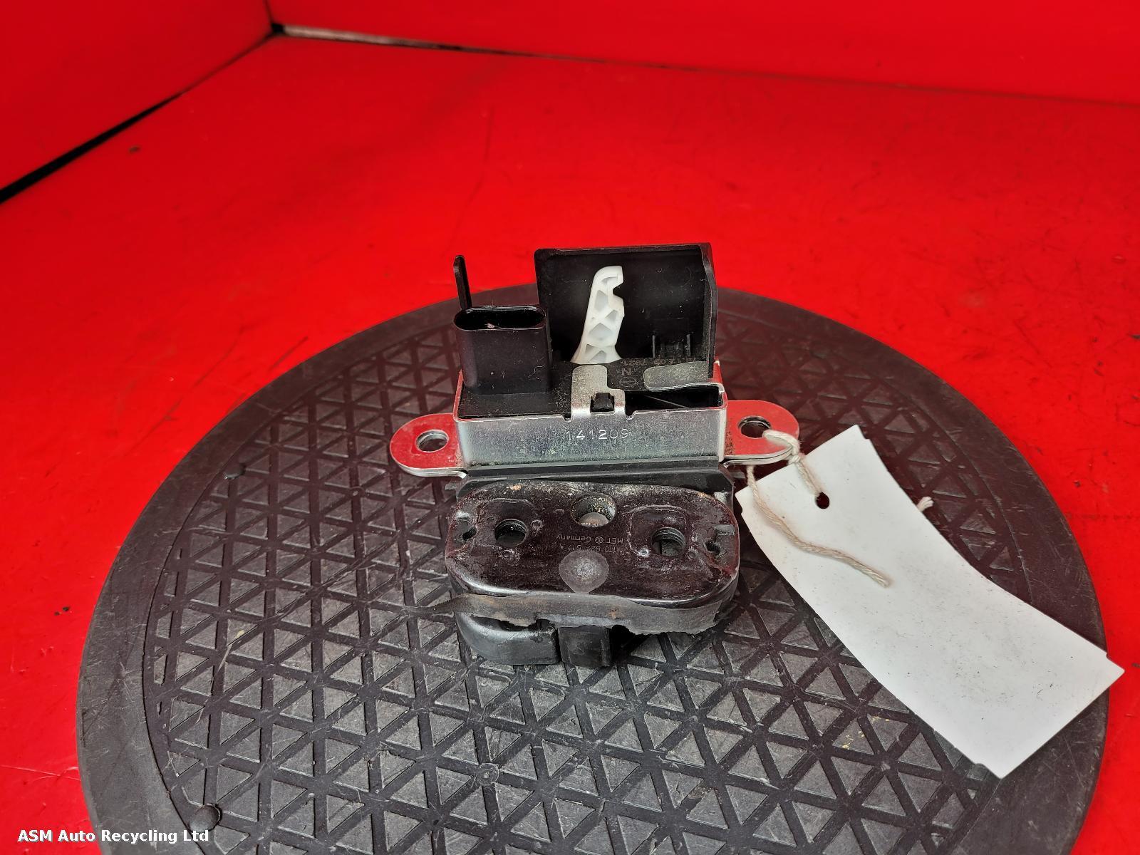 View Auto part Bootlid/Tailgate Lock Volkswagen Golf 2010