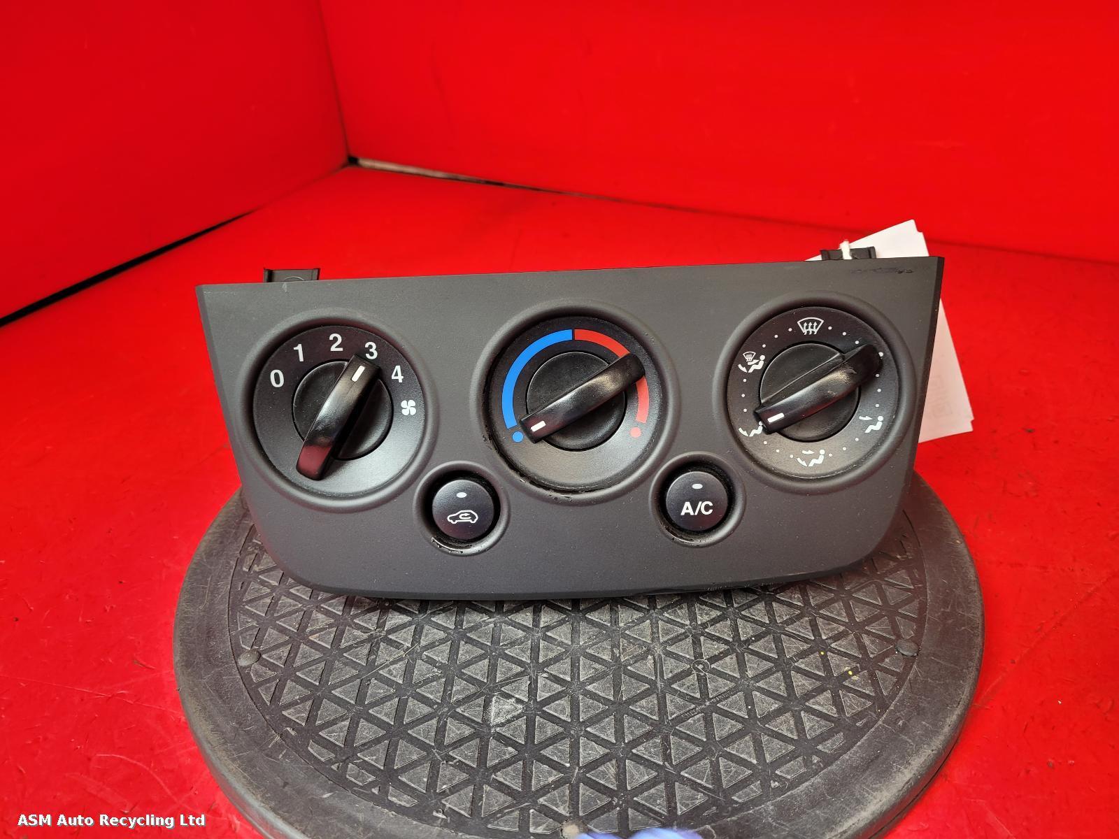 View Auto part Heater/AC Controller Ford Fiesta 2007