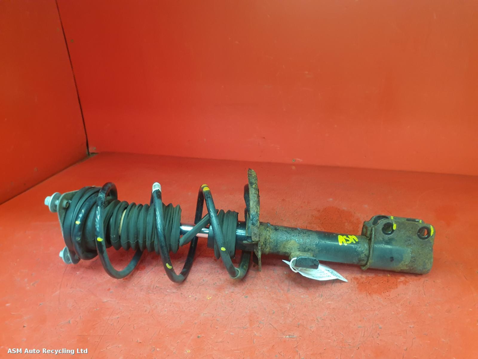 View Auto part RF Strut Renault Clio 2014
