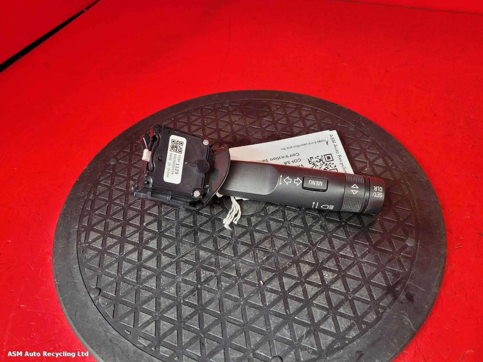 View Auto part Combination Switch Vauxhall Corsa 2017