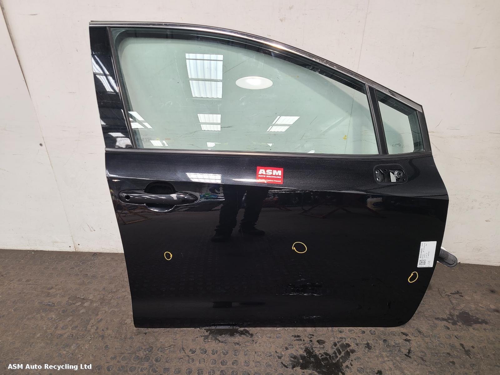 View Auto part R Front Door Toyota Corolla 2021