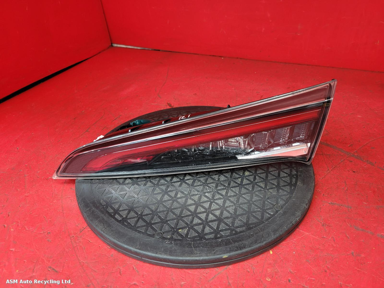 View Auto part R Taillight Toyota Corolla 2021