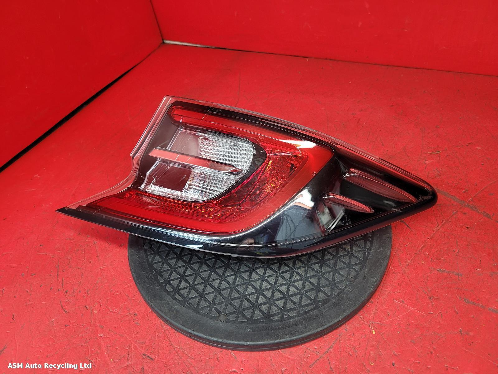 View Auto part R Taillight Toyota Corolla 2021
