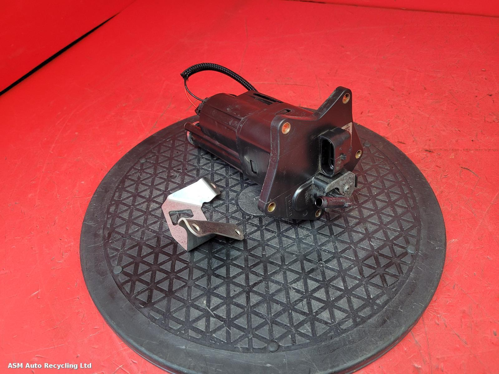 View Auto part Fuel Pump Ktm 890 Adventure 2022