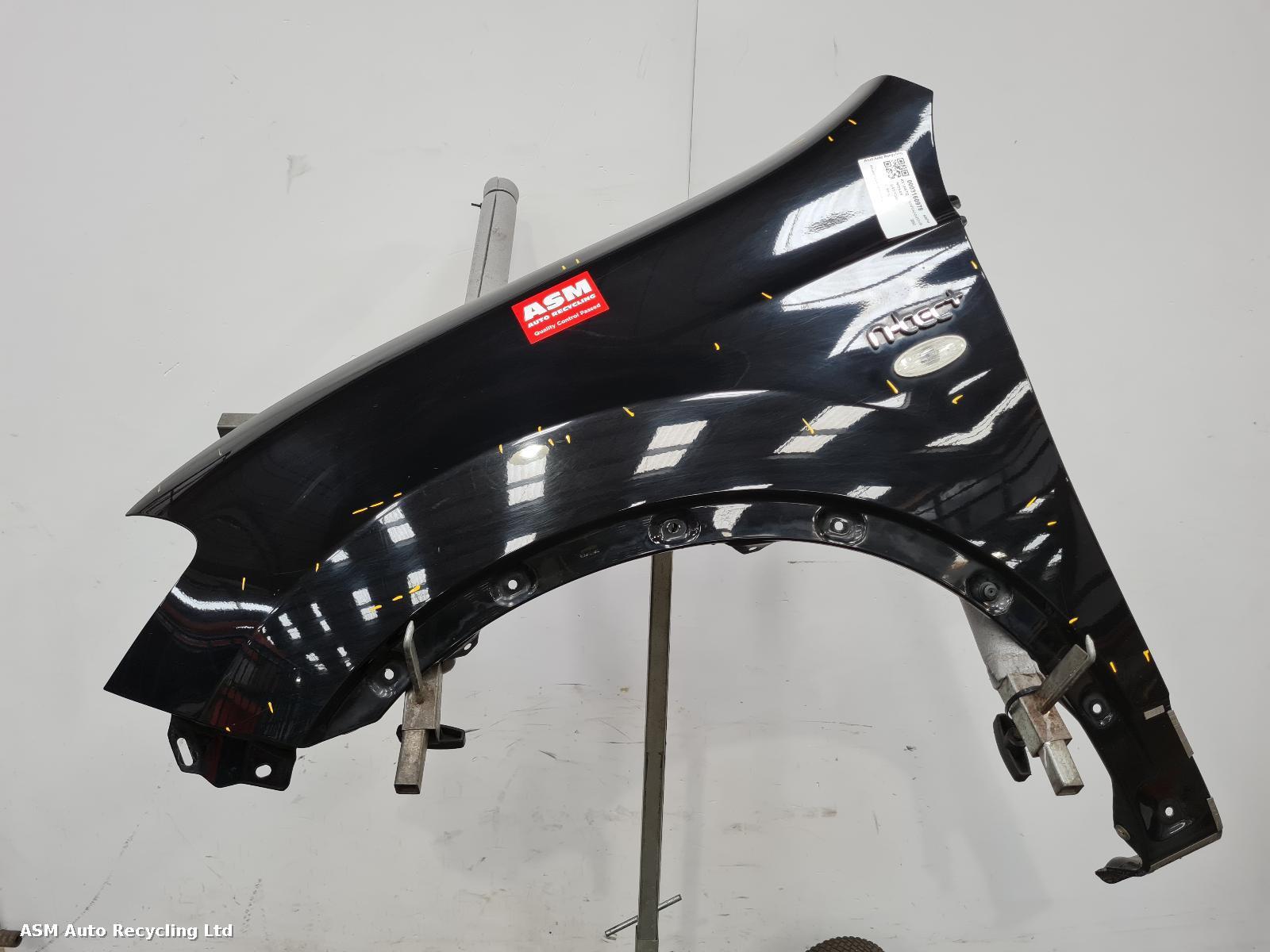 View Auto part L Wing Nissan Qashqai 2012