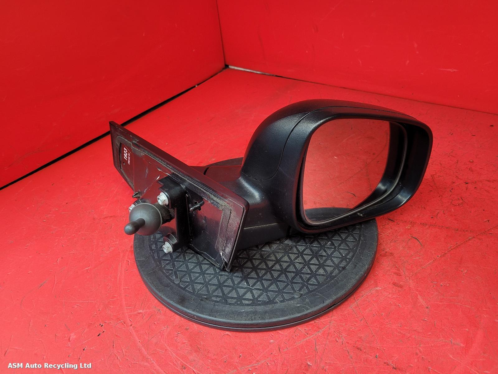 View Auto part R Door Mirror Chevrolet Spark 2011