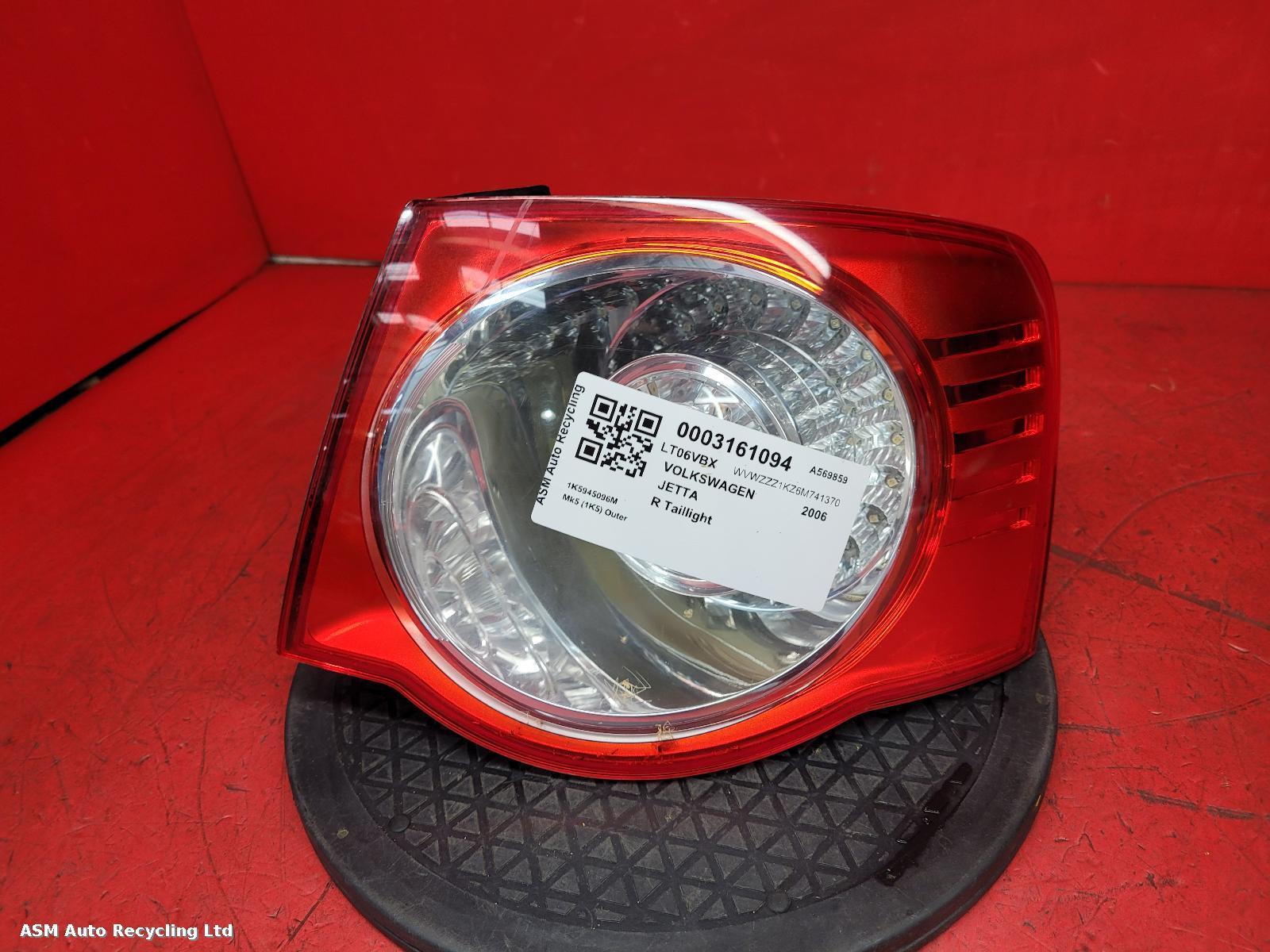 View Auto part R Taillight Volkswagen Jetta 2006