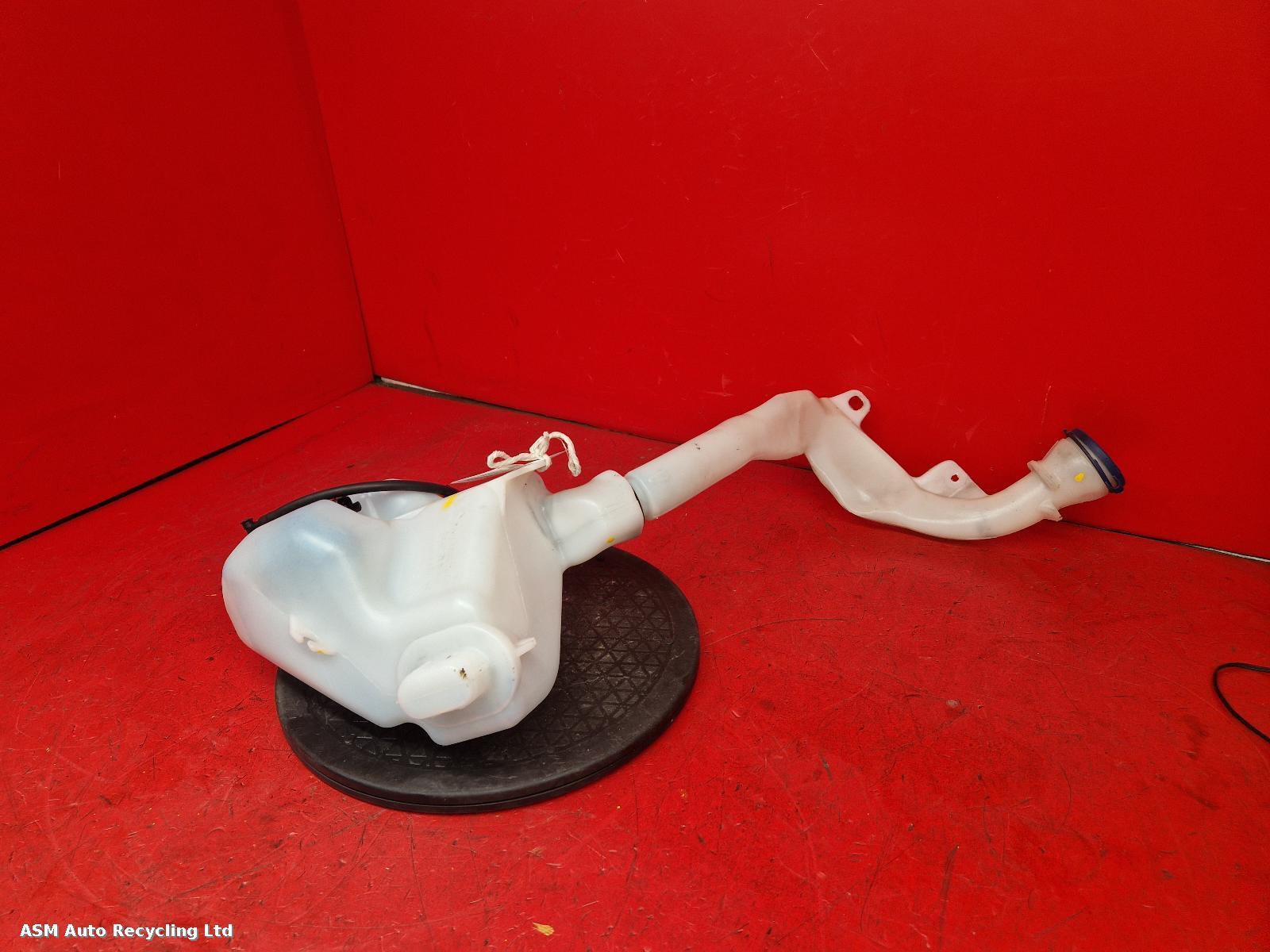 View Auto part Washer Bottle Peugeot 207 2007
