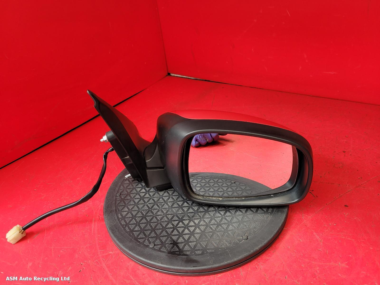View Auto part R Door Mirror Suzuki Swift 2007
