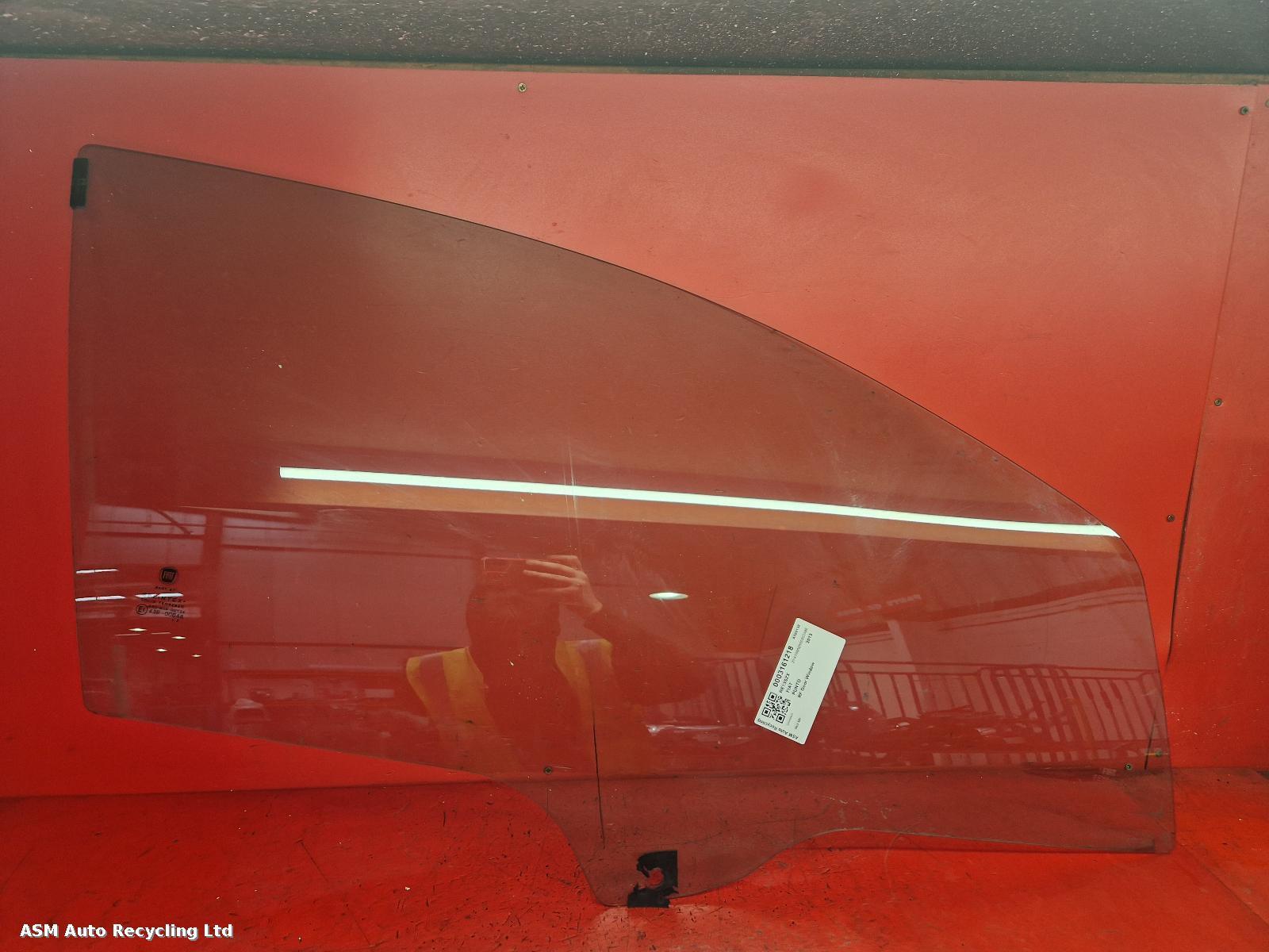 View Auto part RF Door Window Fiat Punto 2013