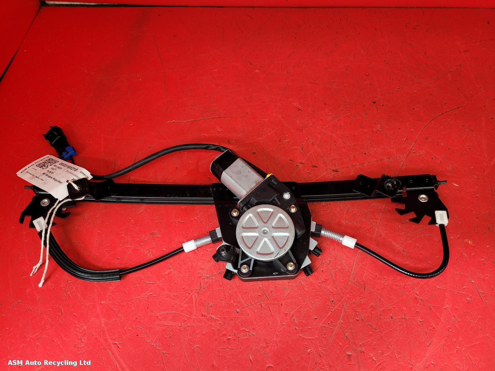 View Auto part RF Window Regulator Fiat Punto 2013