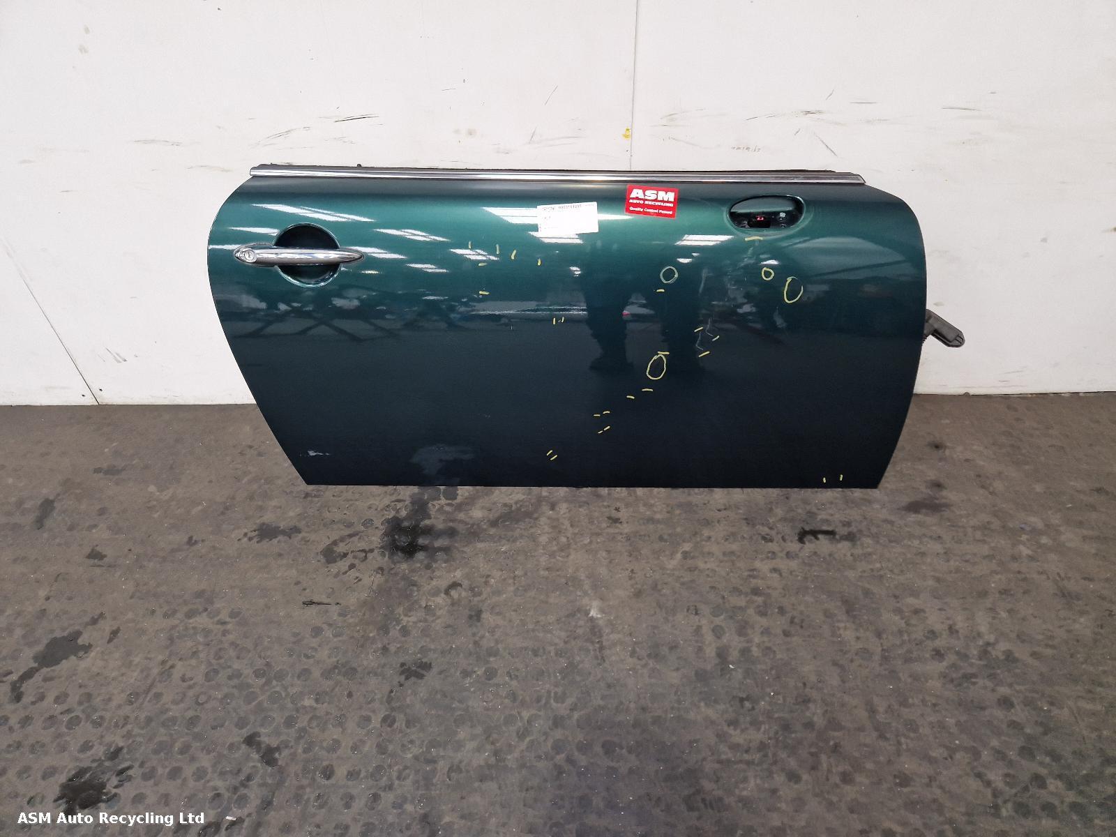 View Auto part R Front Door Mini (bmw) Mini 2005