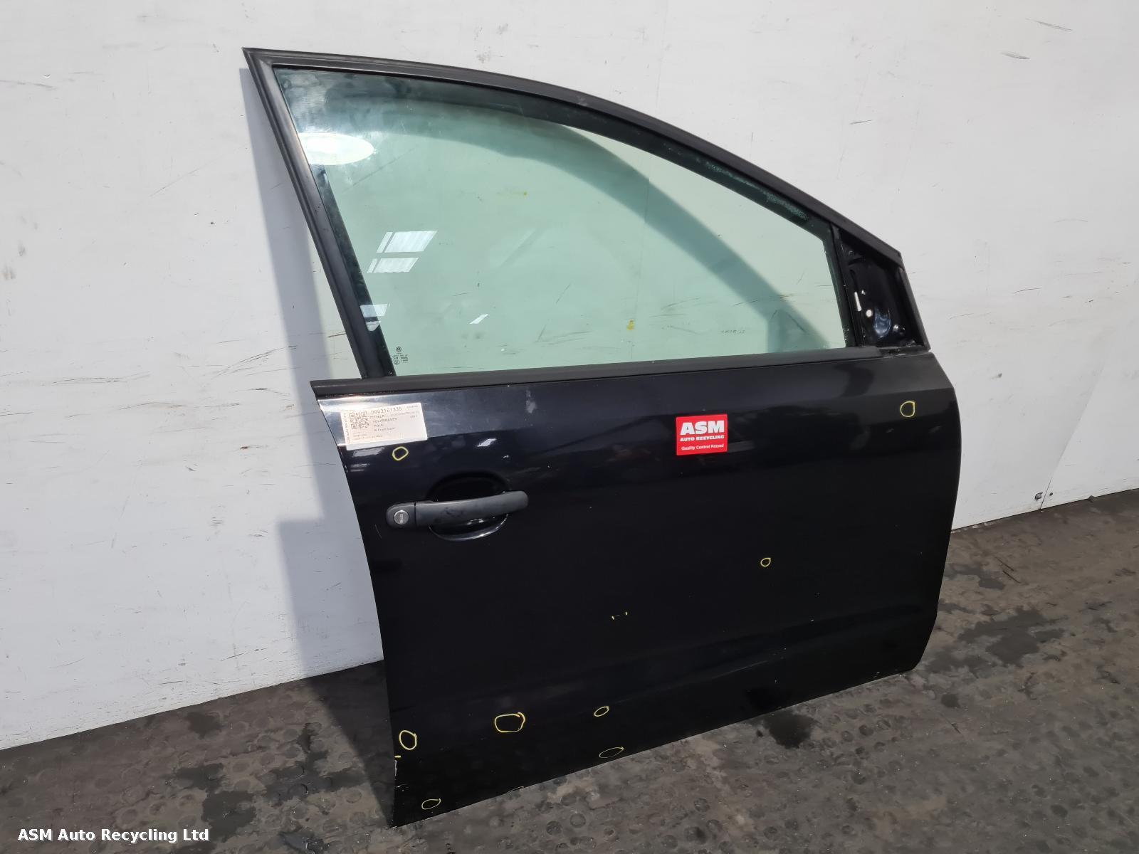 View Auto part R Front Door Volkswagen Polo 2011