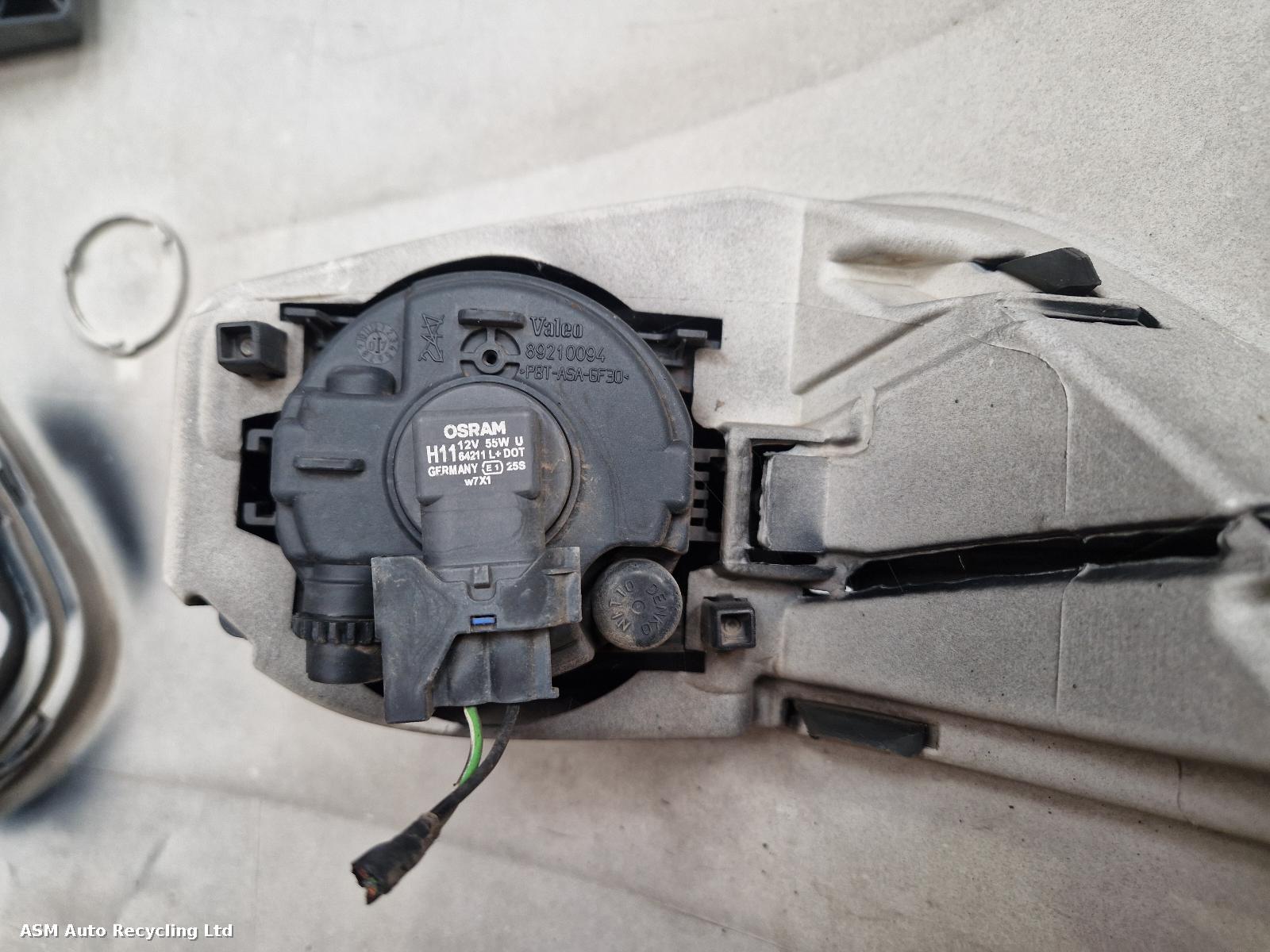 View Auto part Front Bumper Ford Focus 2008