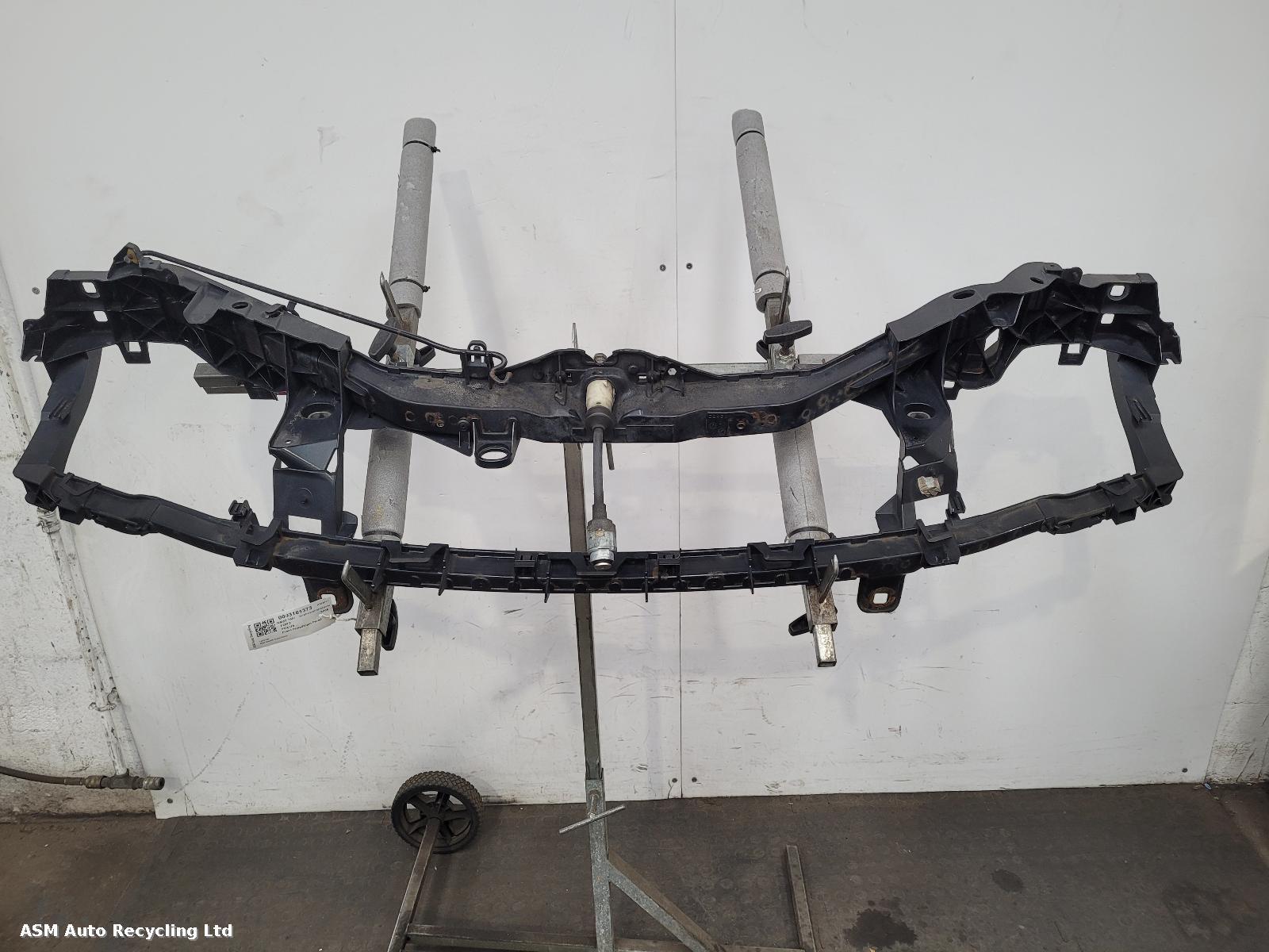 View Auto part Front Panel Ford Focus 2008