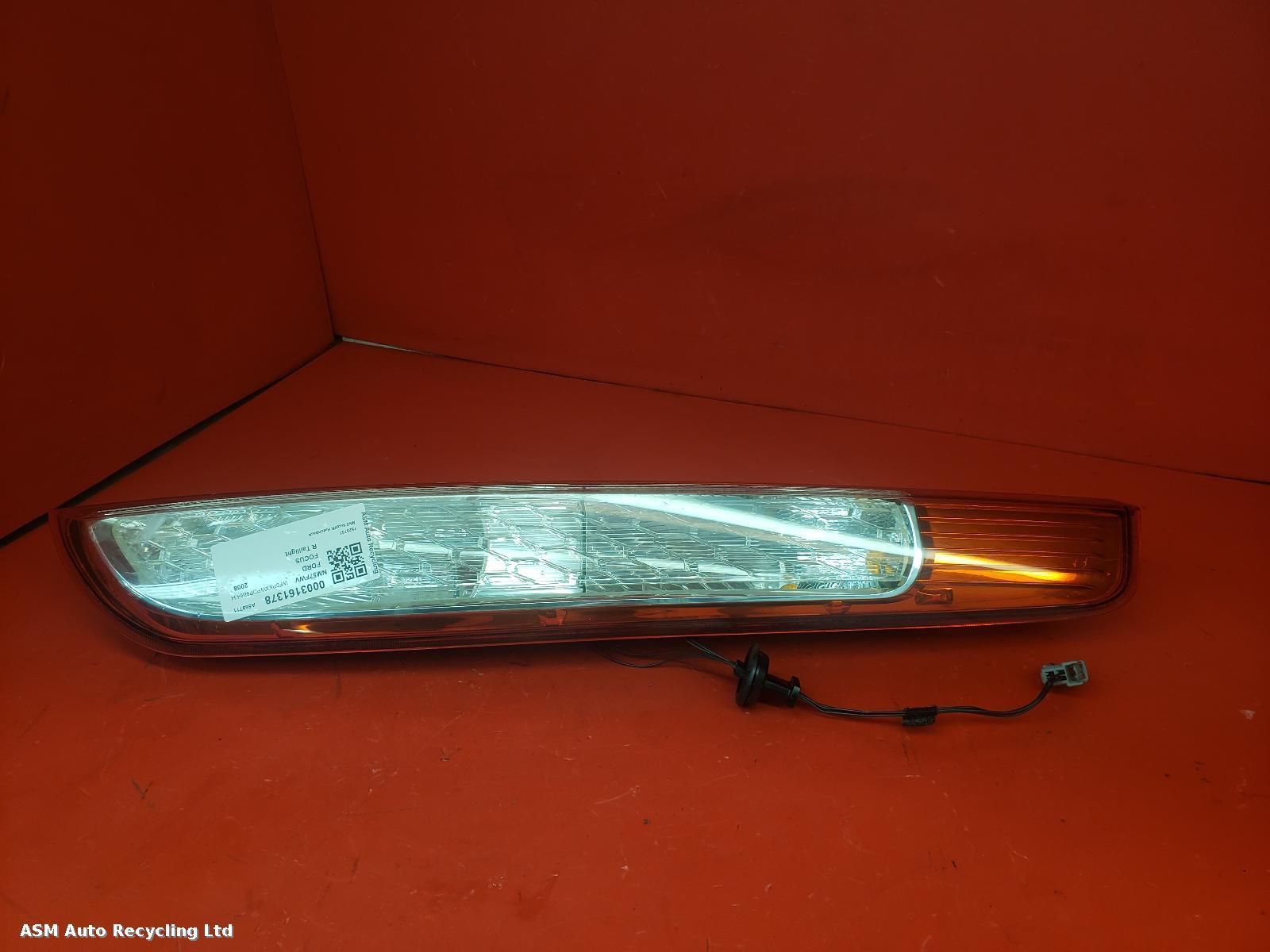 View Auto part R Taillight Ford Focus 2008