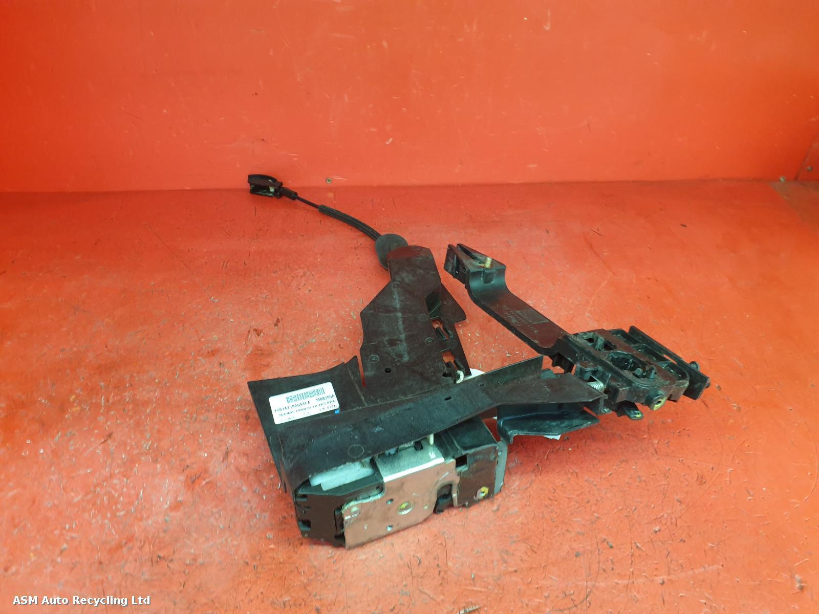 View Auto part Door Lock Assembly Ford Fiesta 2003