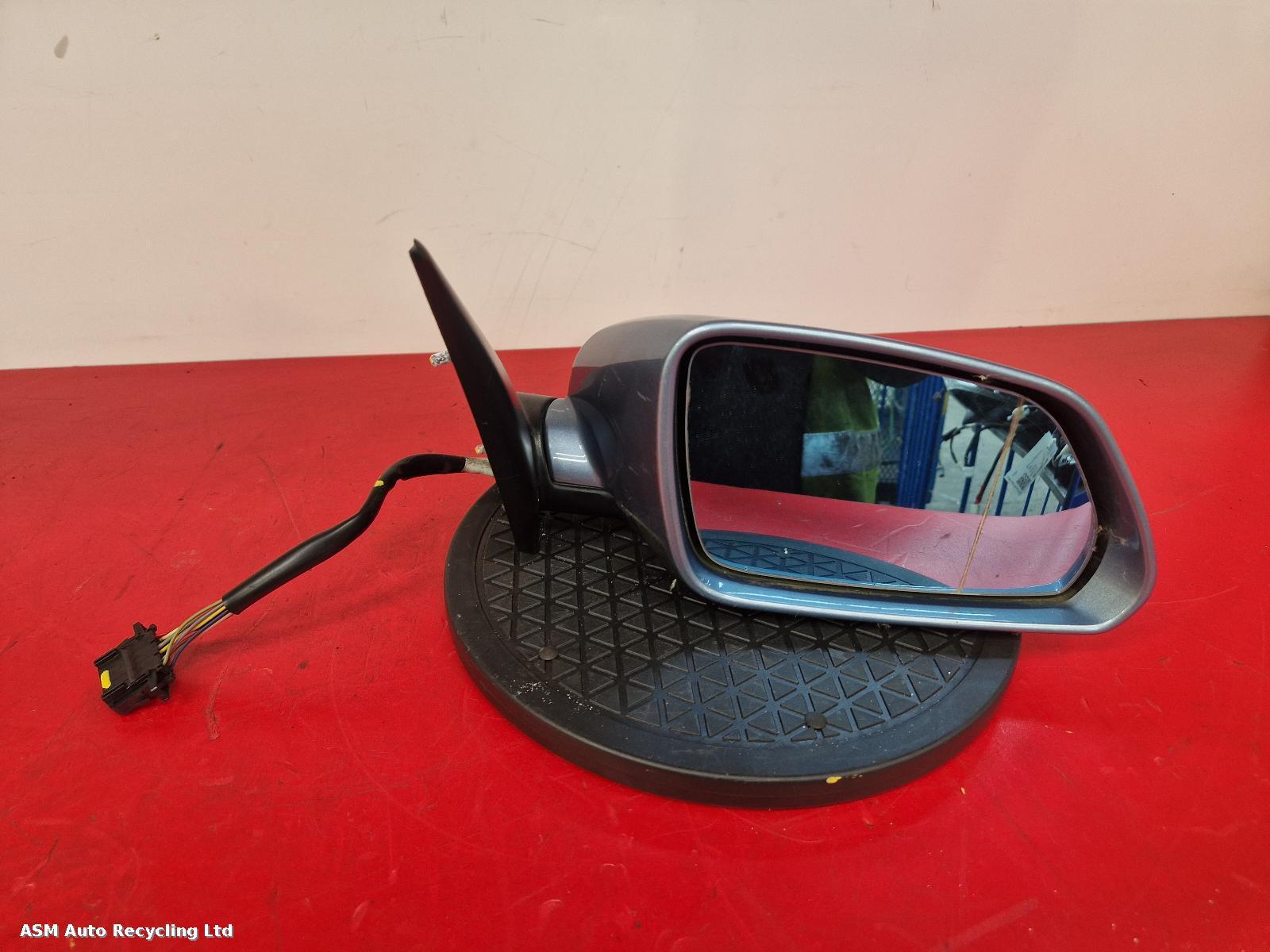 View Auto part R Door Mirror Skoda Octavia 2007