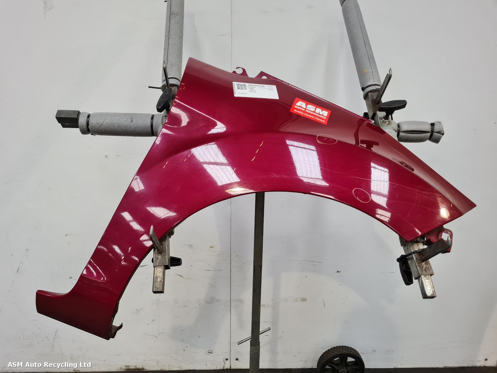 View Auto part R Wing Ford Fiesta 2010
