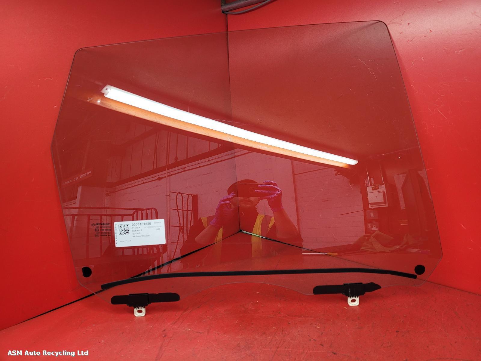 View Auto part RR Door Window Renault Scenic 2011