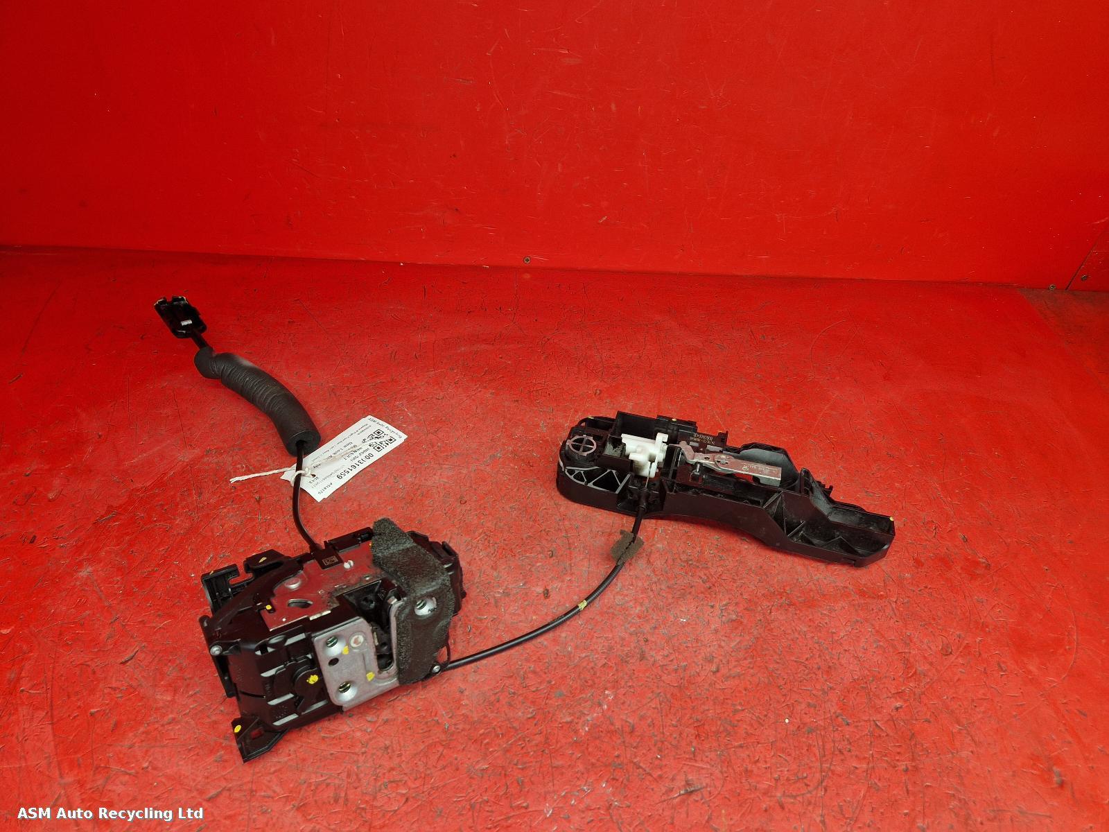 View Auto part Door Lock Assembly Renault Megane 2012