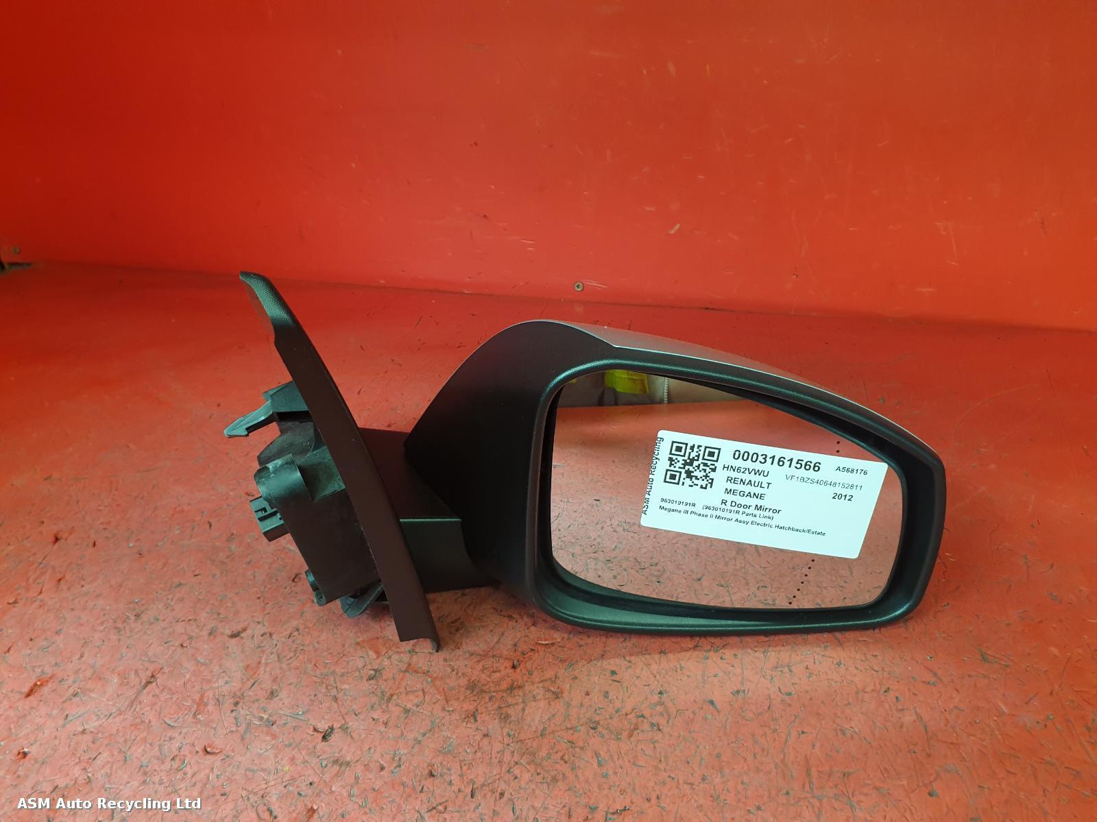 View Auto part R Door Mirror Renault Megane 2012