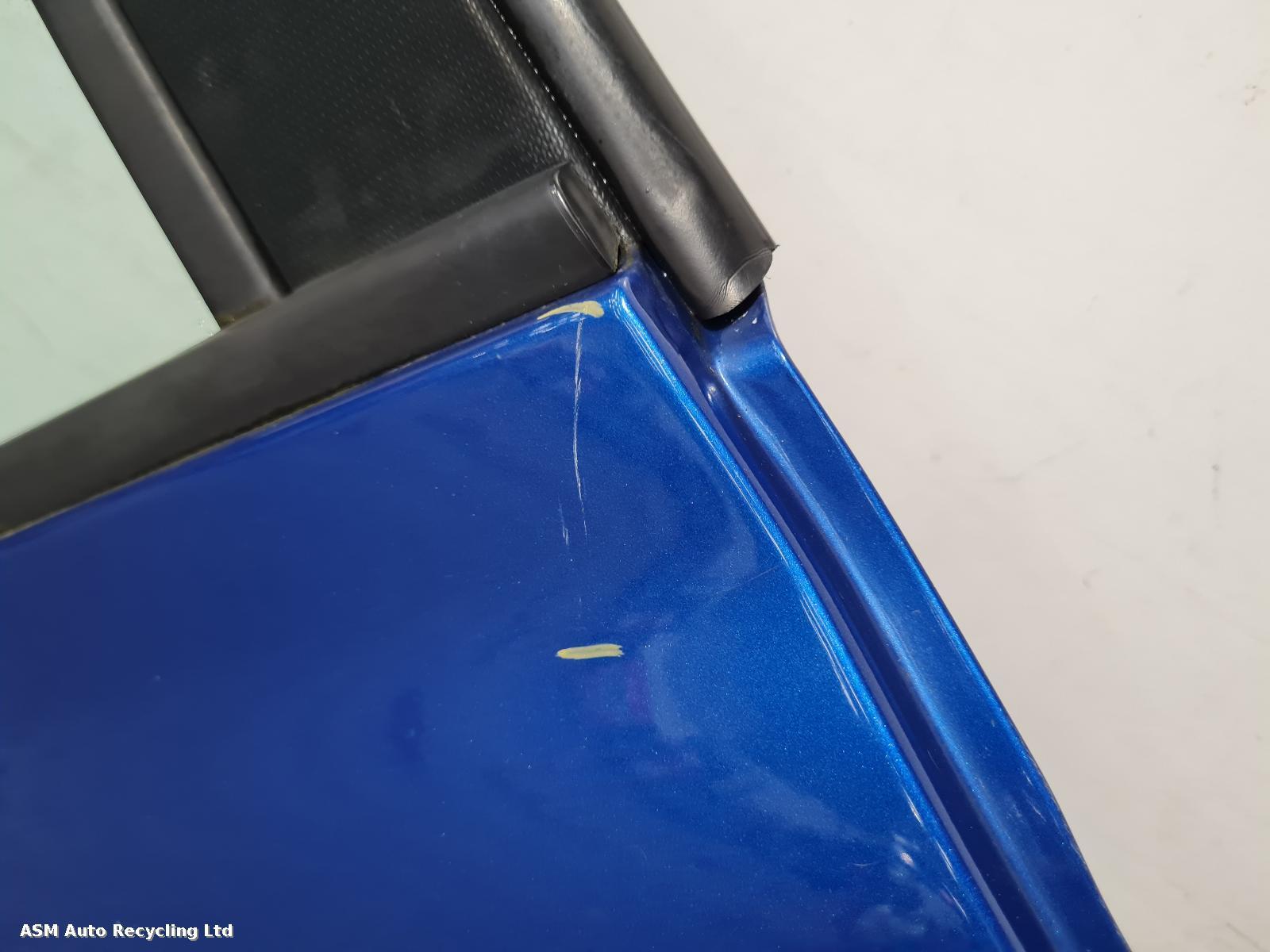 View Auto part R Rear Door Renault Clio 2007