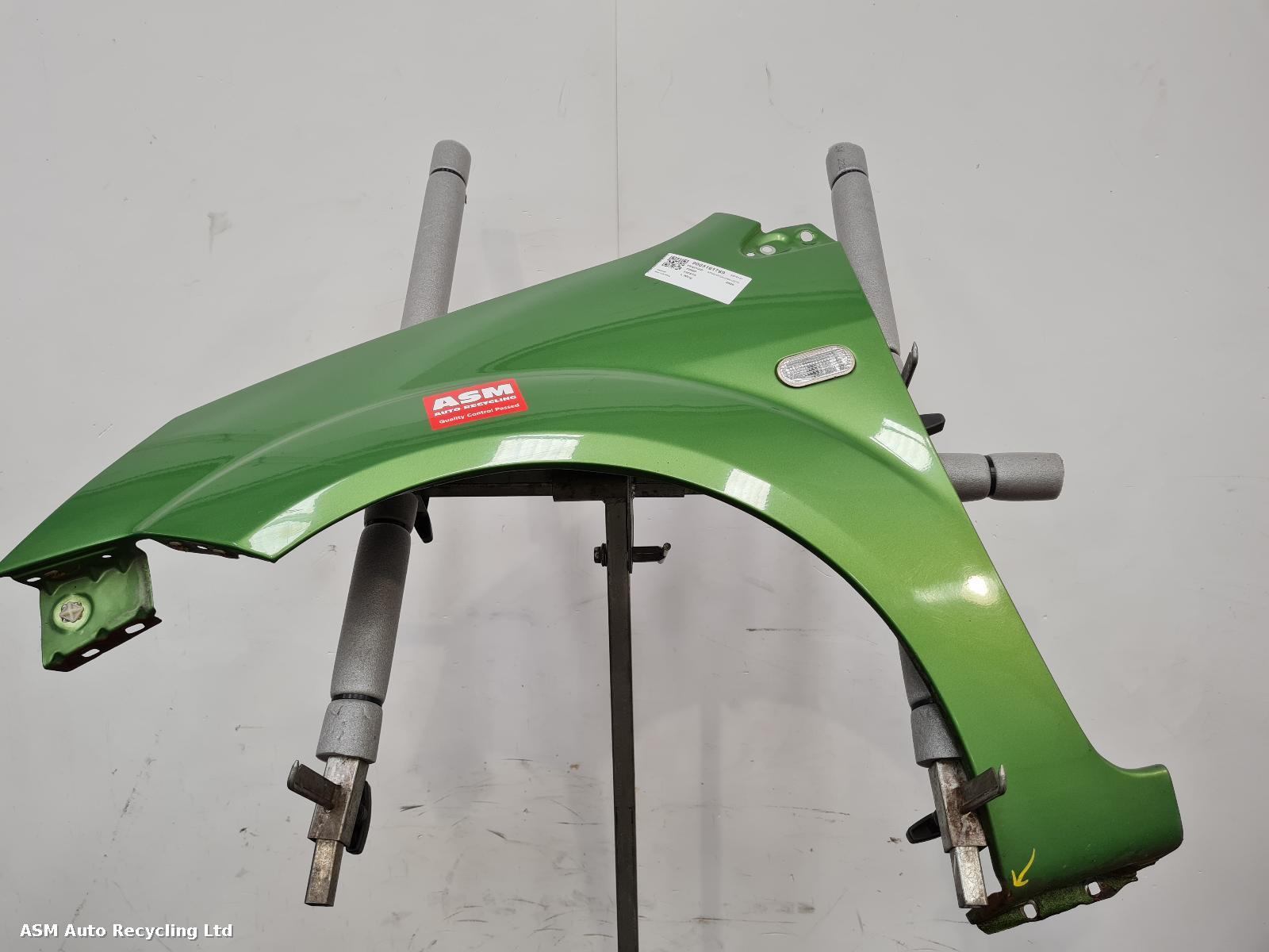 View Auto part L Wing Ford Fiesta 2006