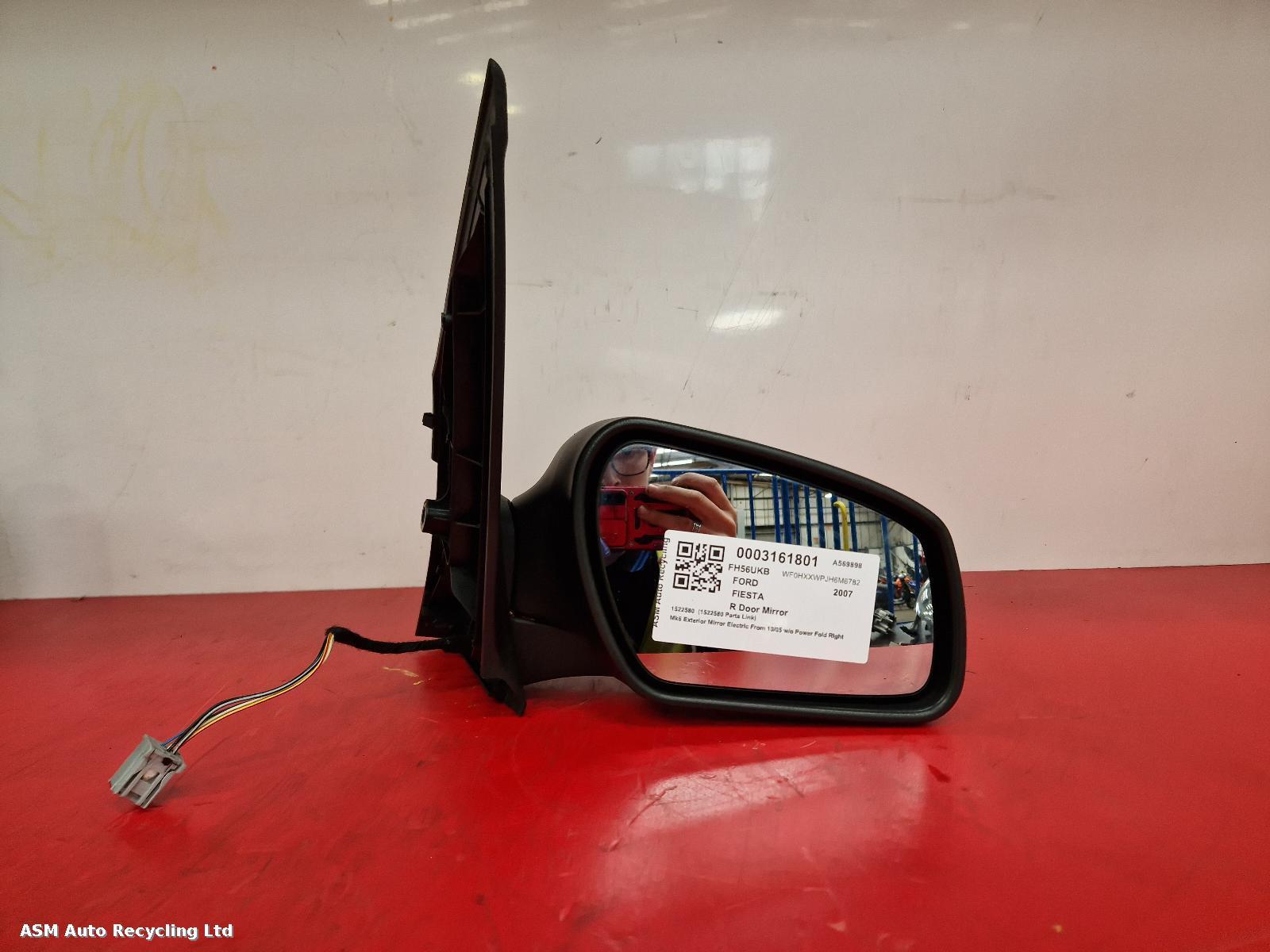 View Auto part R Door Mirror Ford Fiesta 2007