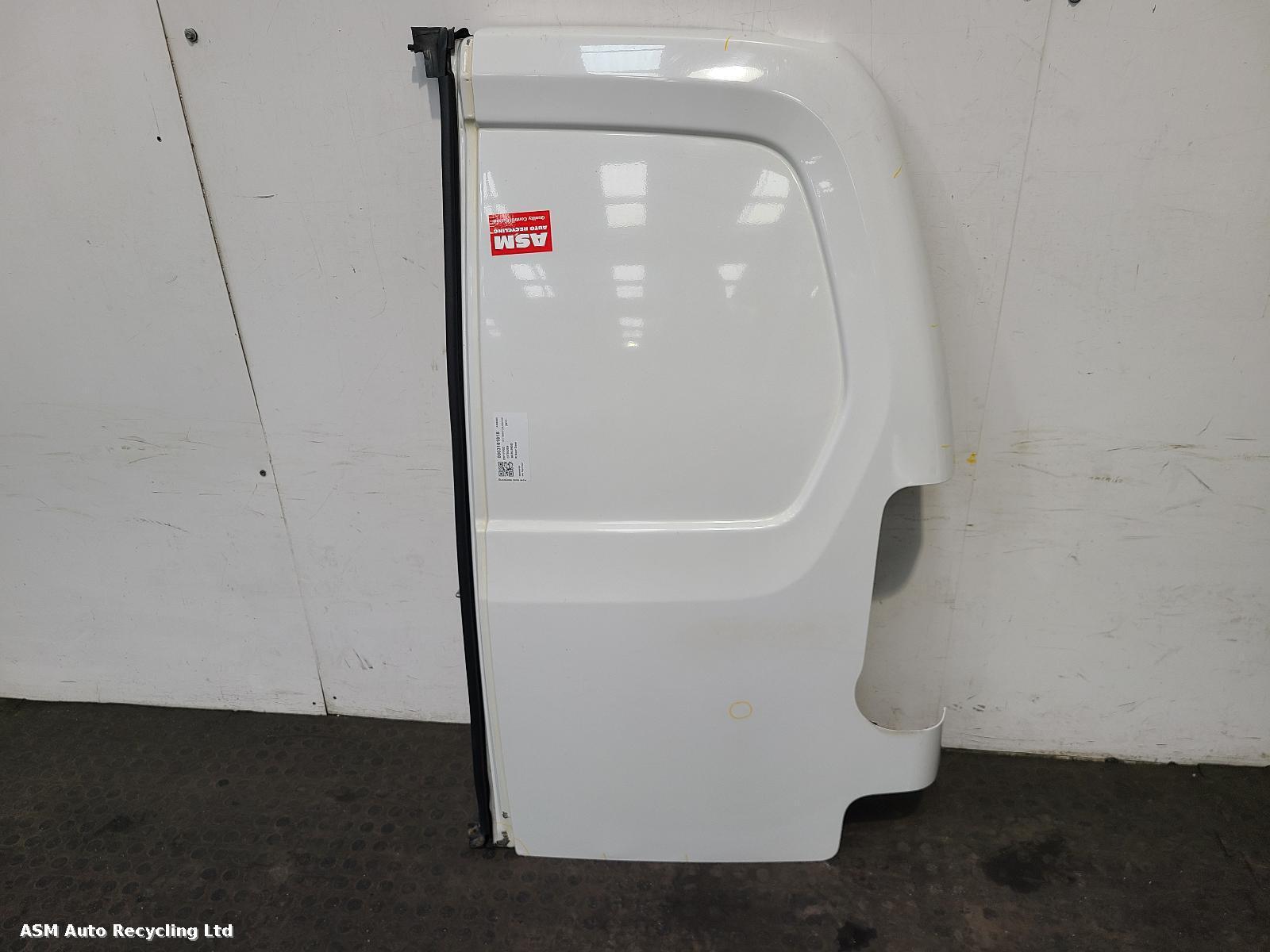 View Auto part R Rear Door Citroen Berlingo 2011
