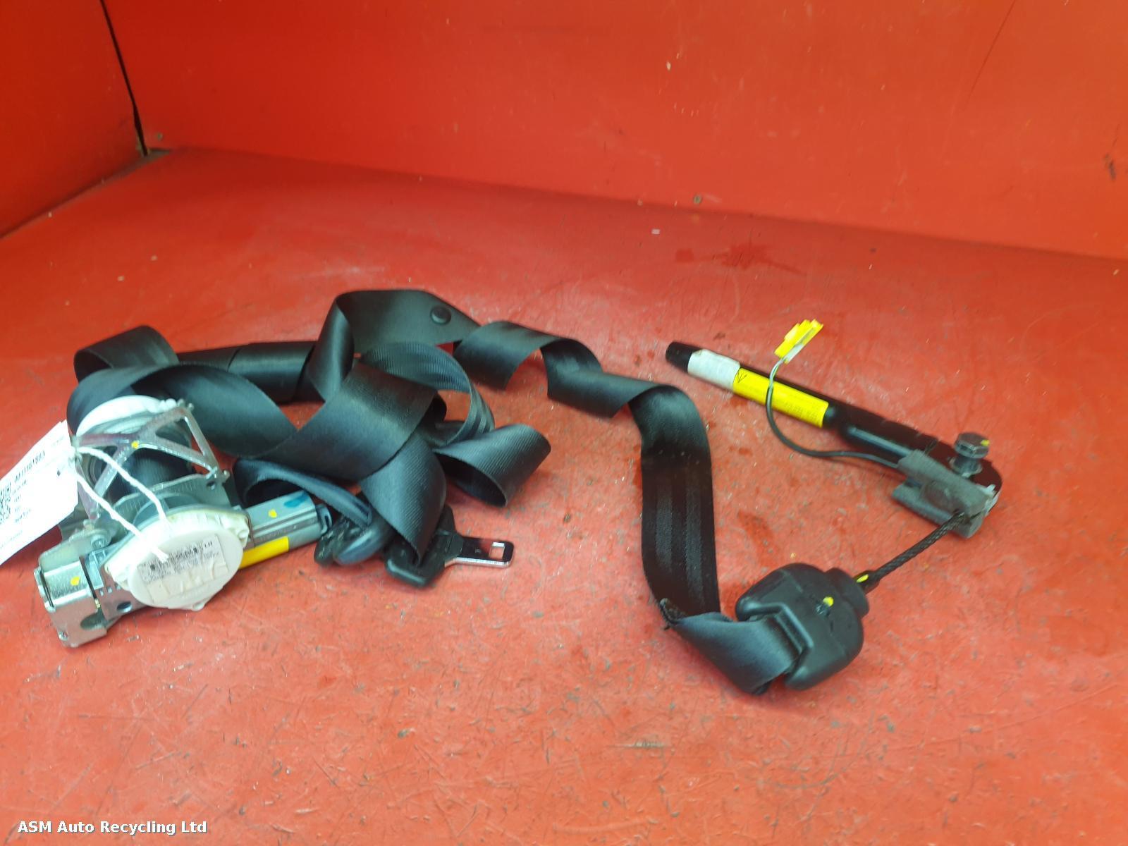 View Auto part Seat Belt Fiat 500 2010