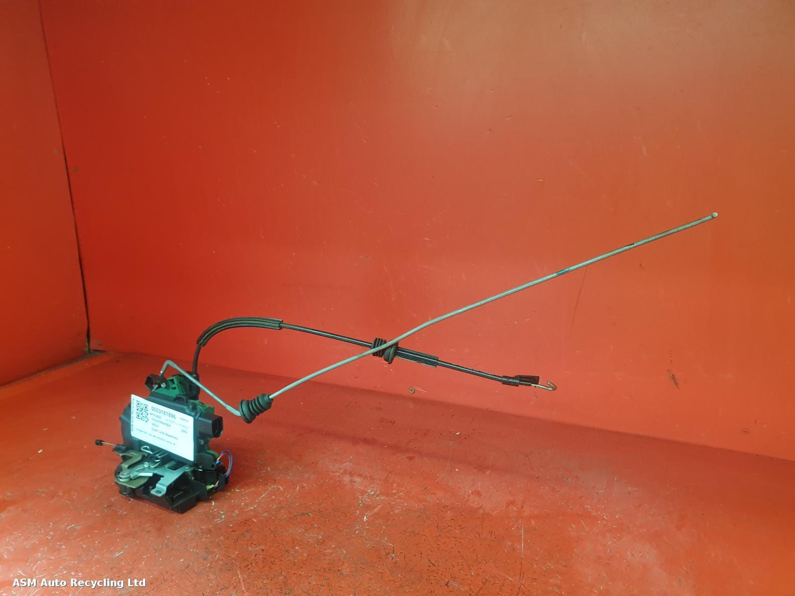 View Auto part Door Lock Assembly Volkswagen Golf 2002