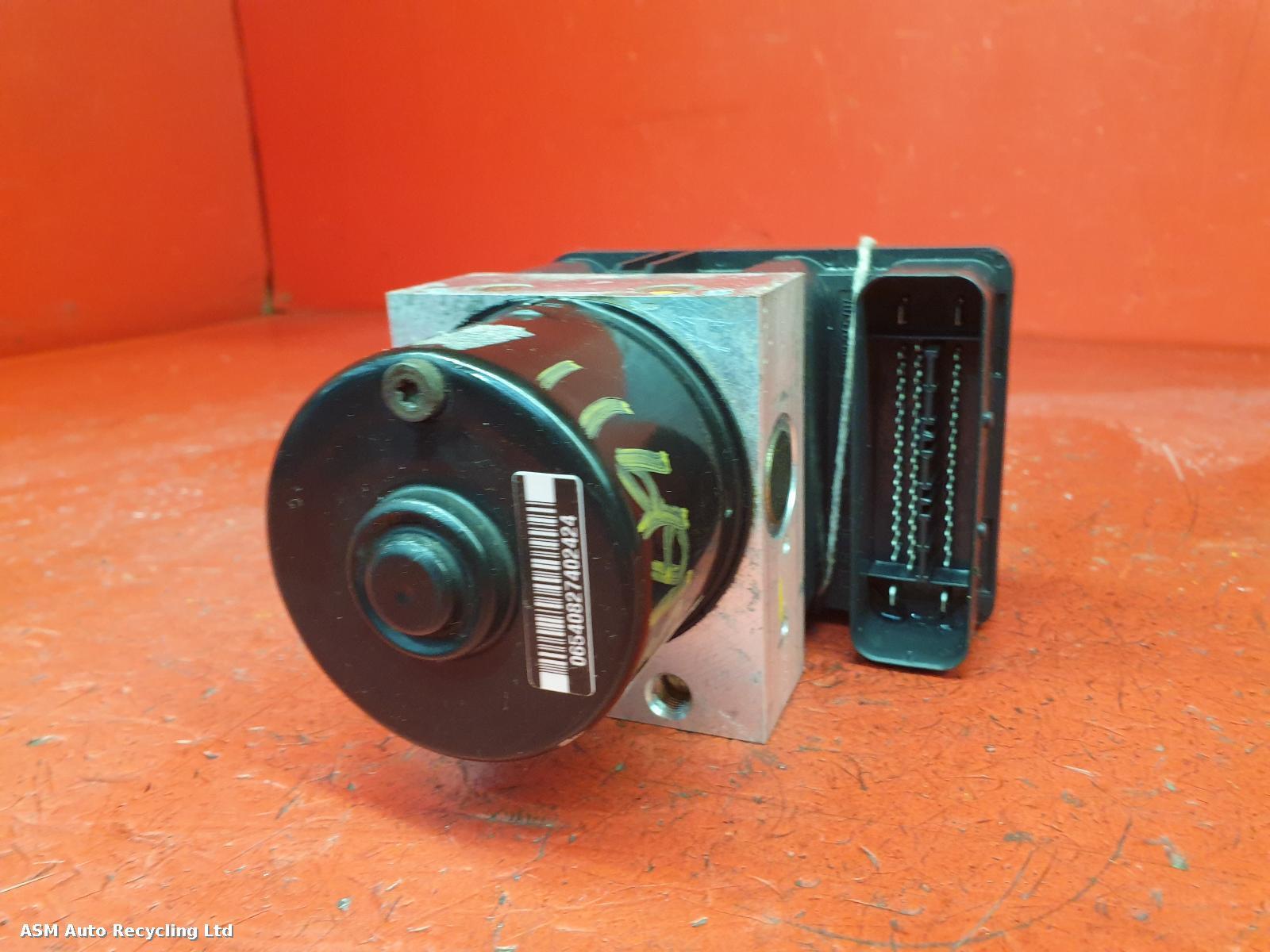 View Auto part ABS Pump/Modulator Volkswagen Golf 2002