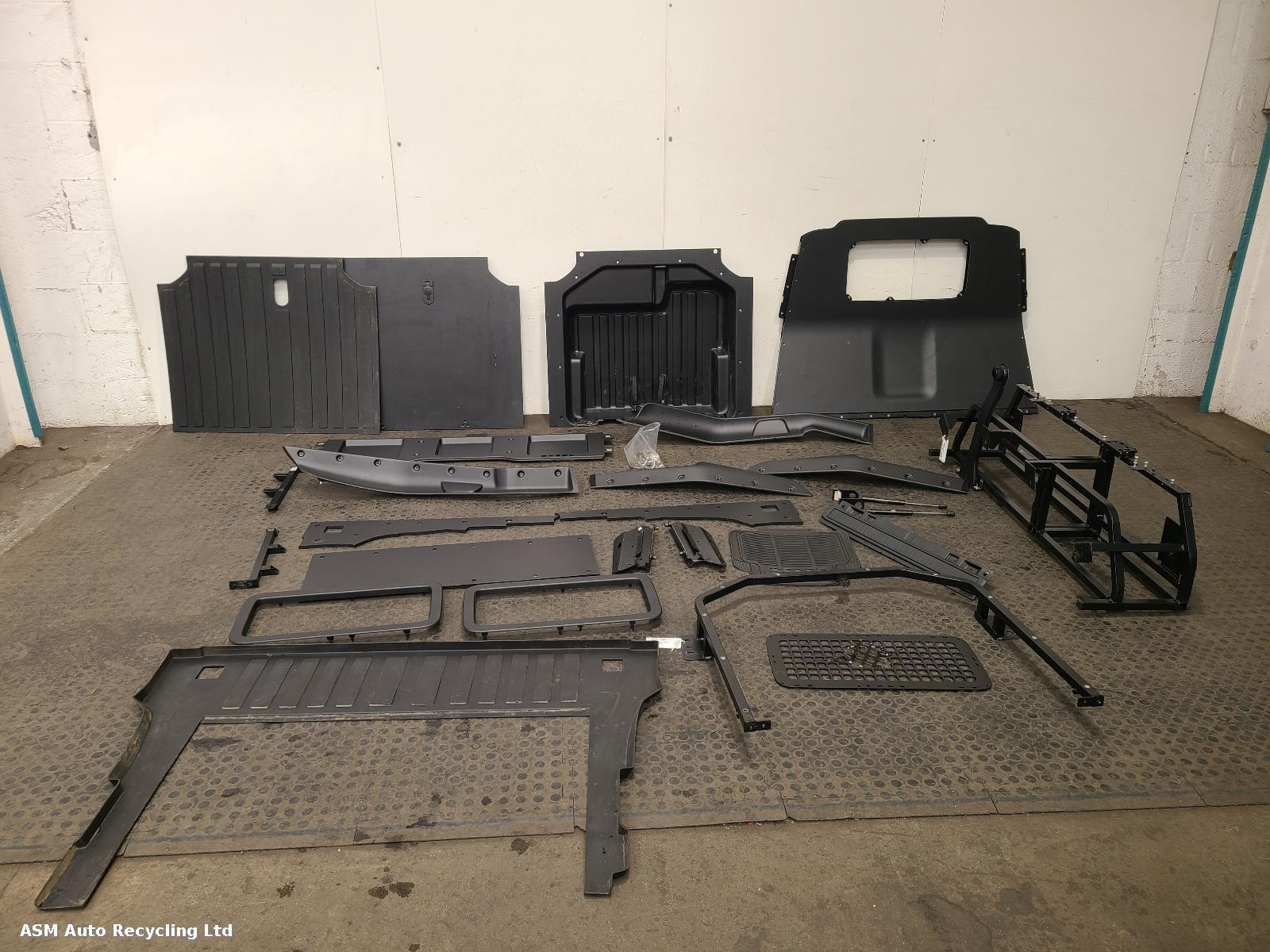 View Auto part Misc Land Rover Defender 2022